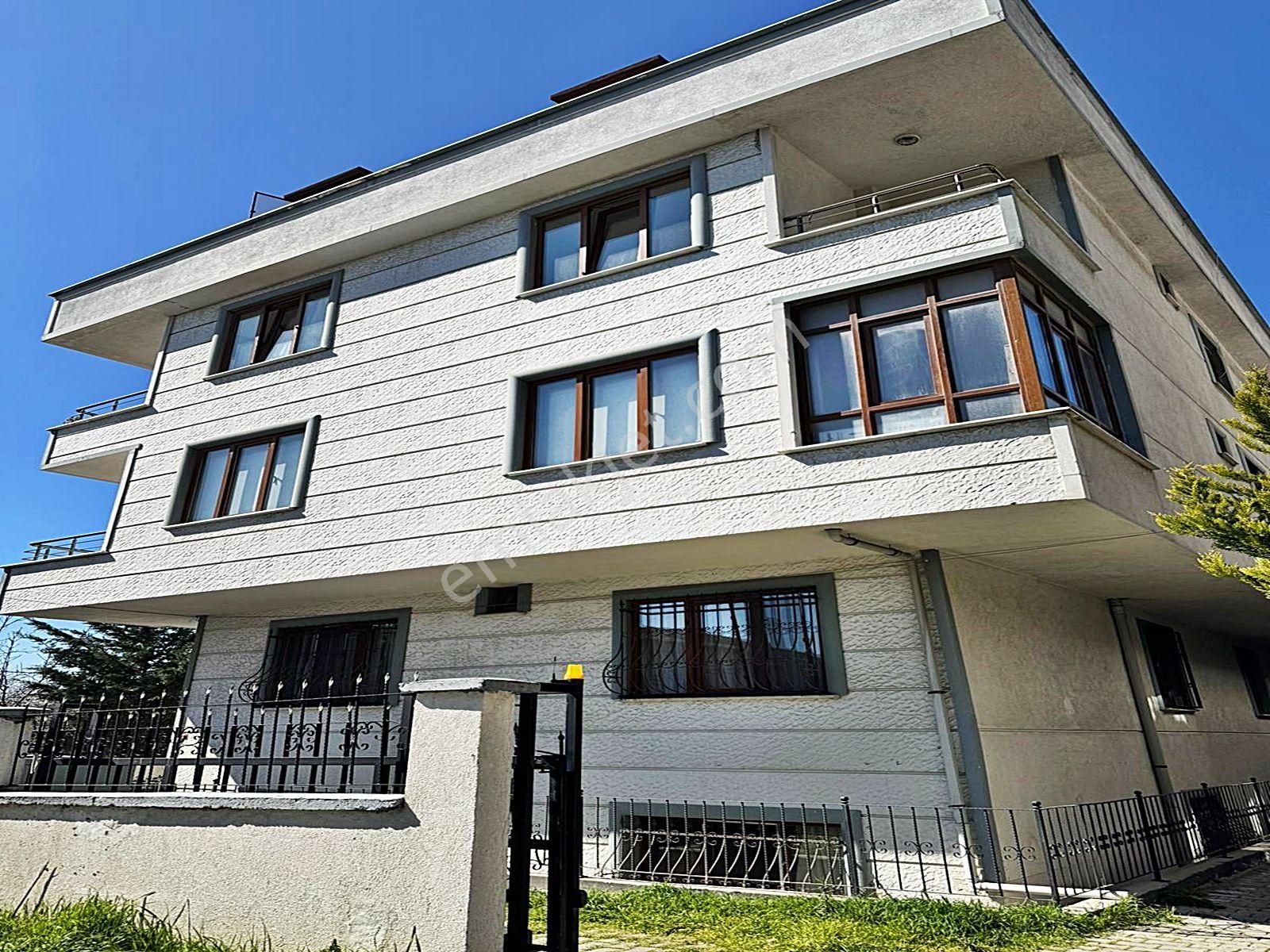 Cadde34 Yapı'dan Beylikdüzü Sahil'de 4+2 Asansörlü 3 Katlı Binada Sıfır Krediye Uygun Dubleks Daire