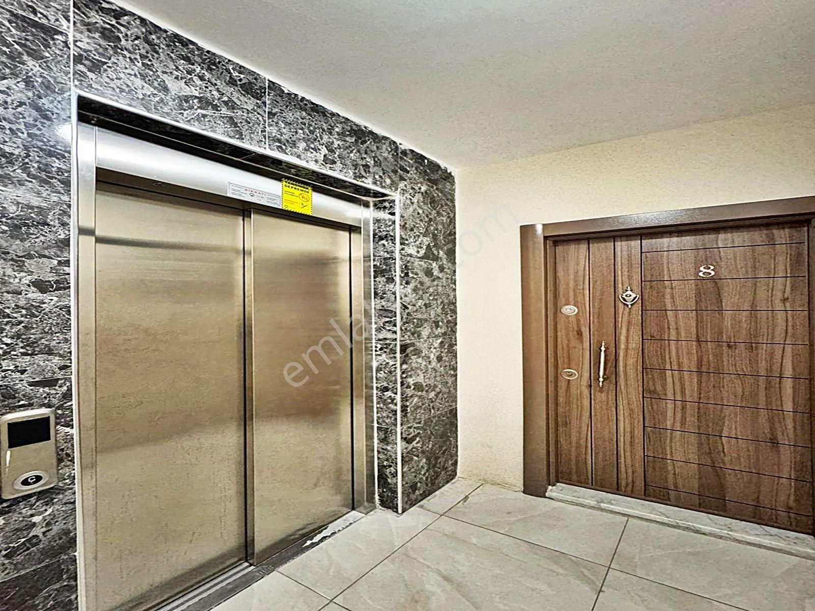 Cadde34 Yapı'dan Beylikdüzü Sahil'de 4+2 Asansörlü 3 Katlı Binada Sıfır Krediye Uygun Dubleks Daire - Görsel 11