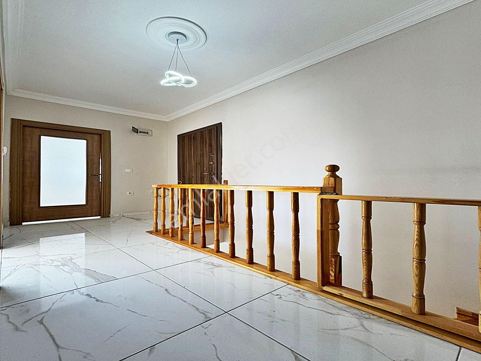 Cadde34 Yapı'dan Beylikdüzü Sahil'de 4+2 Asansörlü 3 Katlı Binada Sıfır Krediye Uygun Dubleks Daire - Görsel 6