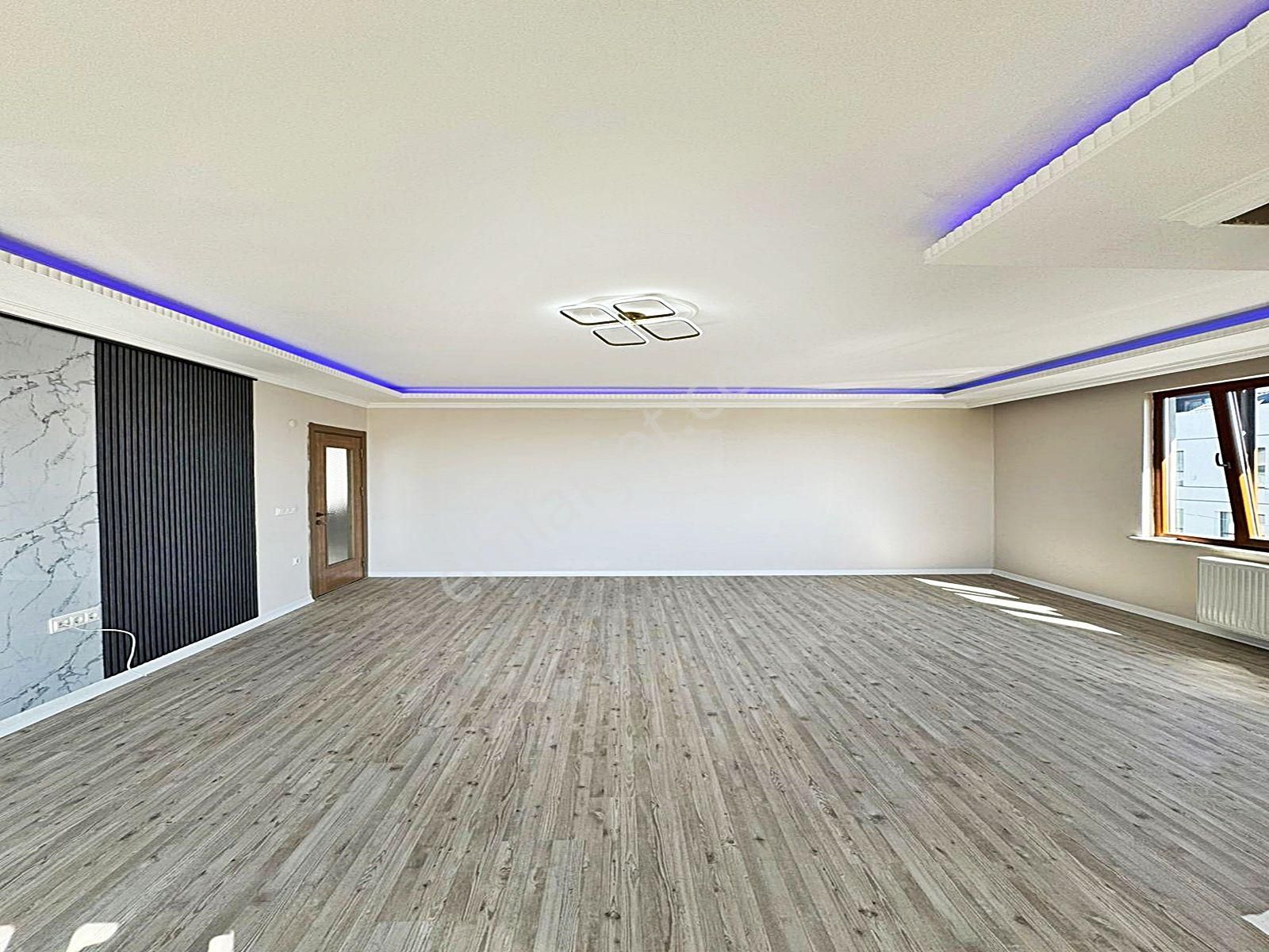 Cadde34 Yapı'dan Beylikdüzü Sahil'de 4+2 Asansörlü 3 Katlı Binada Sıfır Krediye Uygun Dubleks Daire - Görsel 17