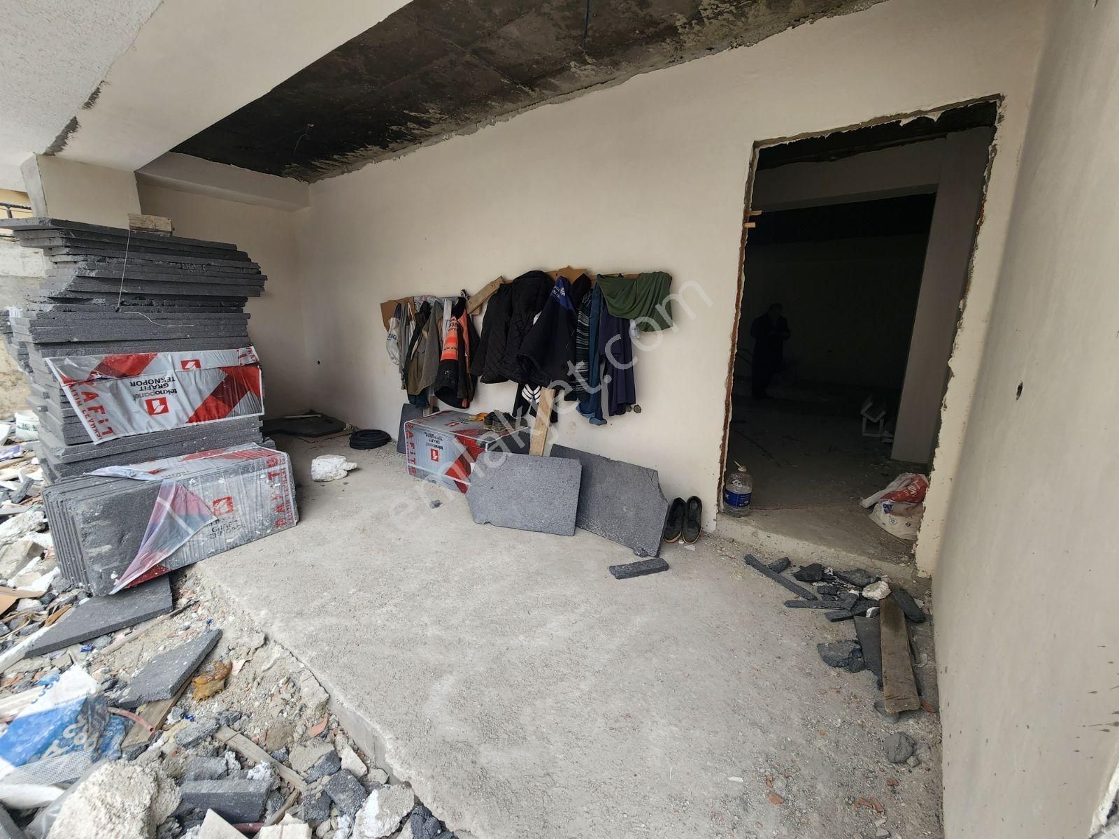 Bahçelievler Memorial Hast.civari Sıfır Bina 95m2 Depolu Dükkan - Görsel 15
