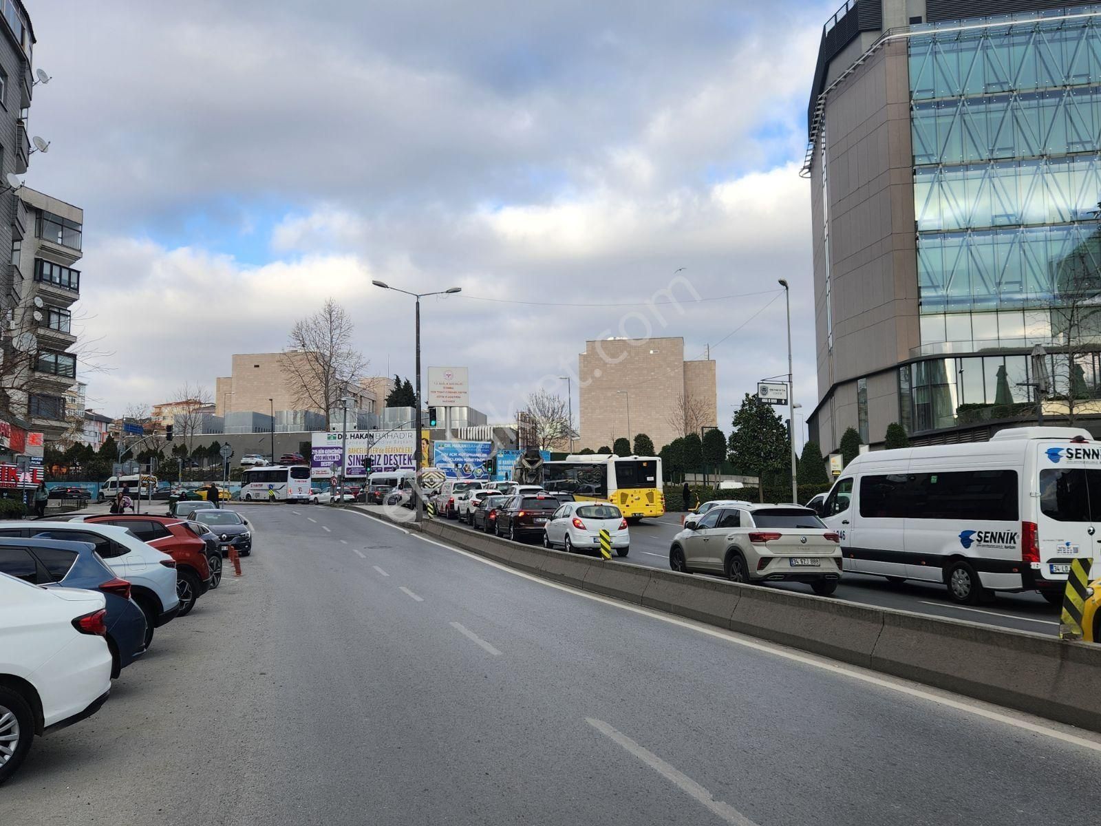 Bahçelievler Memorial Hast.civari Sıfır Bina 95m2 Depolu Dükkan - Görsel 4