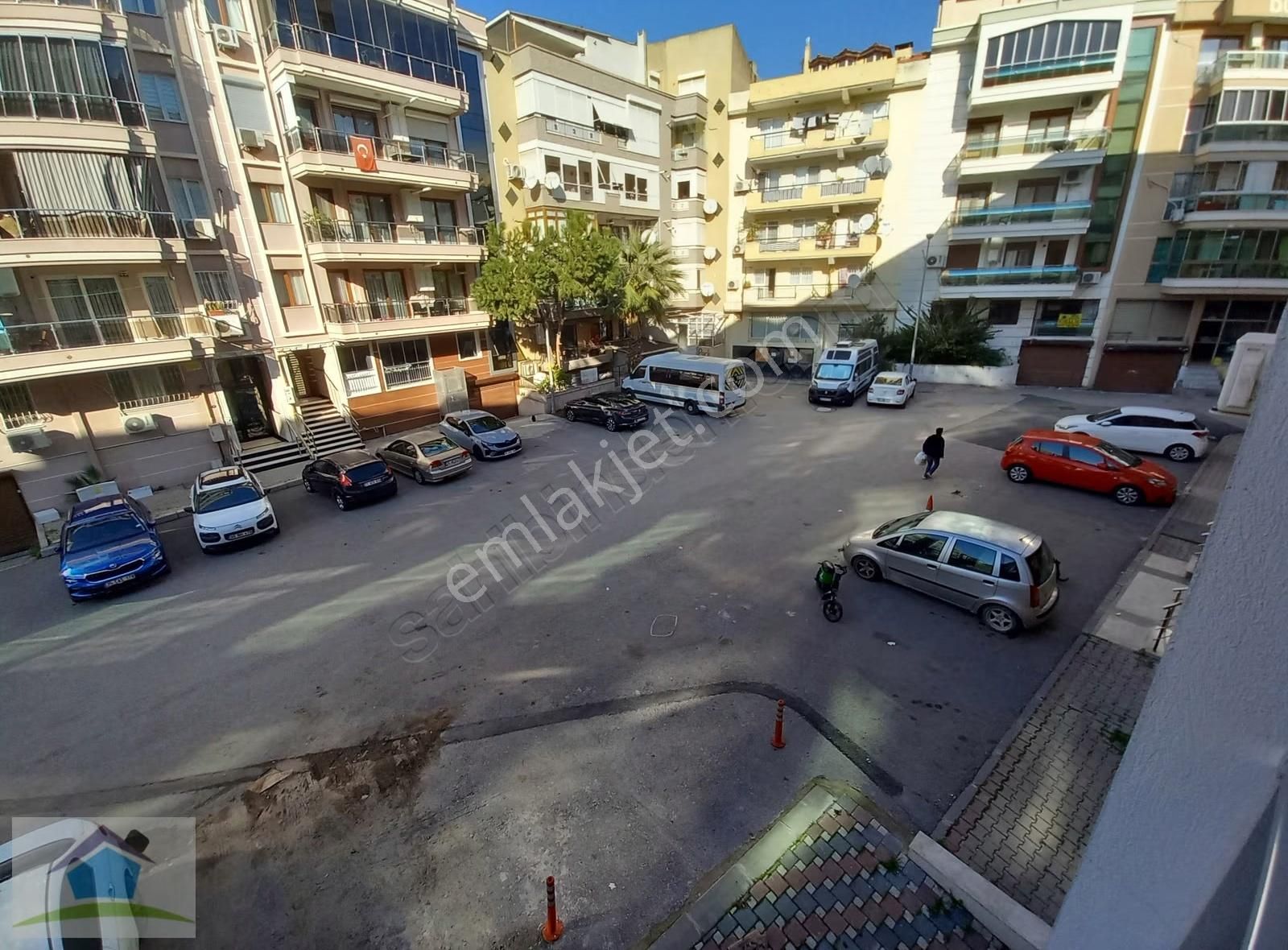 Pino Dan Diş Hastanesi Yakını Önü Açık E. Banyolu 2+1 Daire - Görsel 2