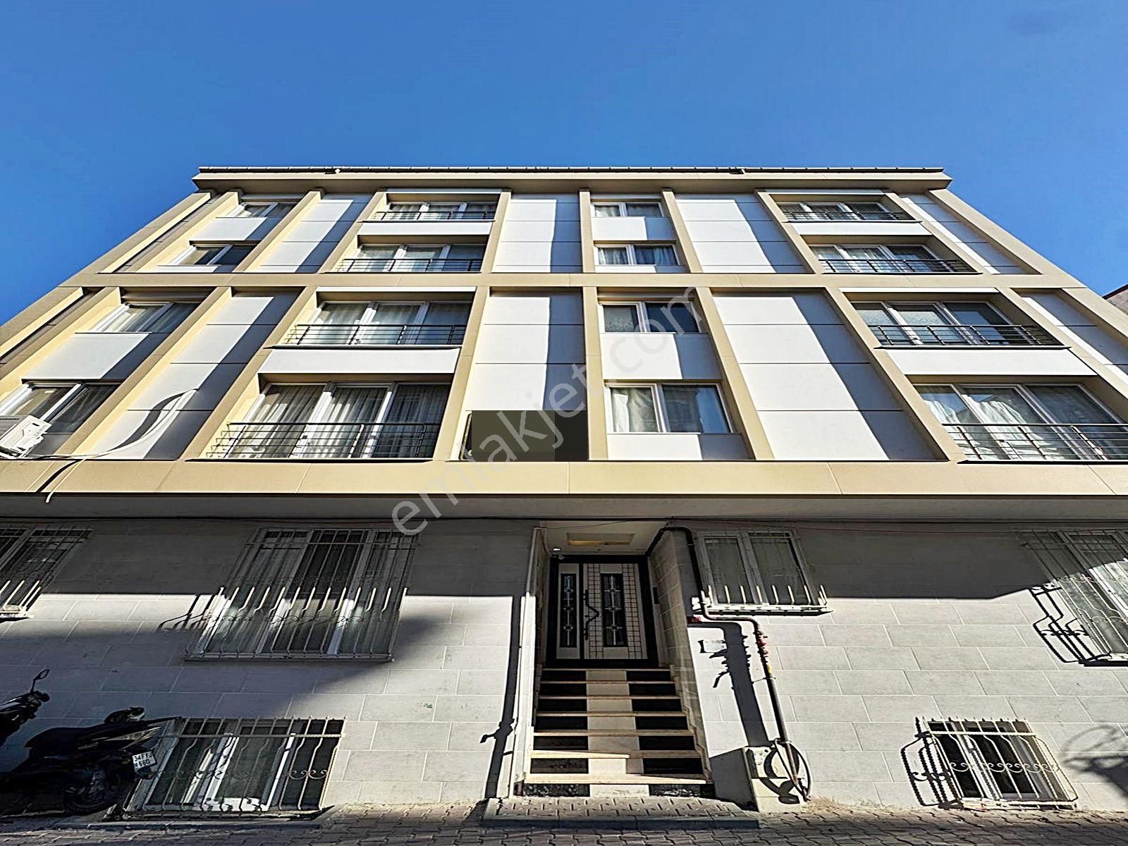 Cadde34'den Süleymaniye'de Eminevim & %70 Krediye Uygun Sıfır Geniş Bahçeli Kapalı Mutfaklı Daire