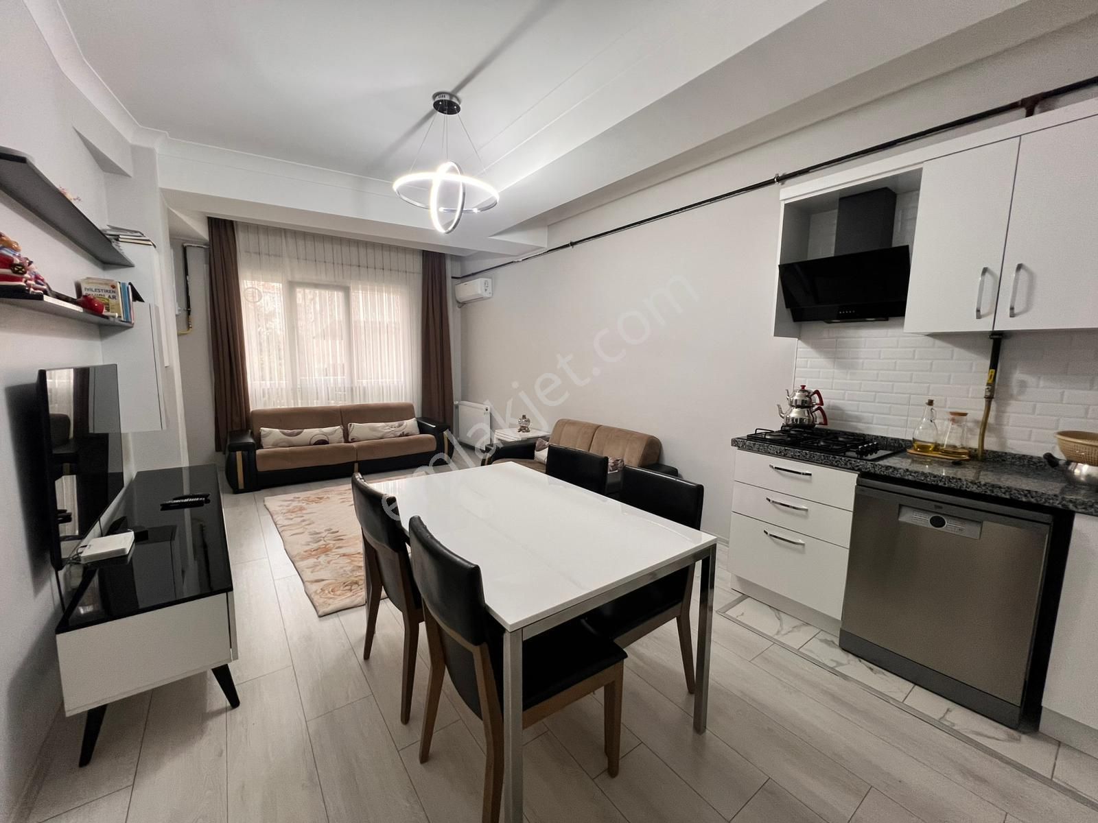 Altıntepe'de Lüks Yapıda Geniş Yatak Odalı Ara Kat 2+1 - Görsel 28