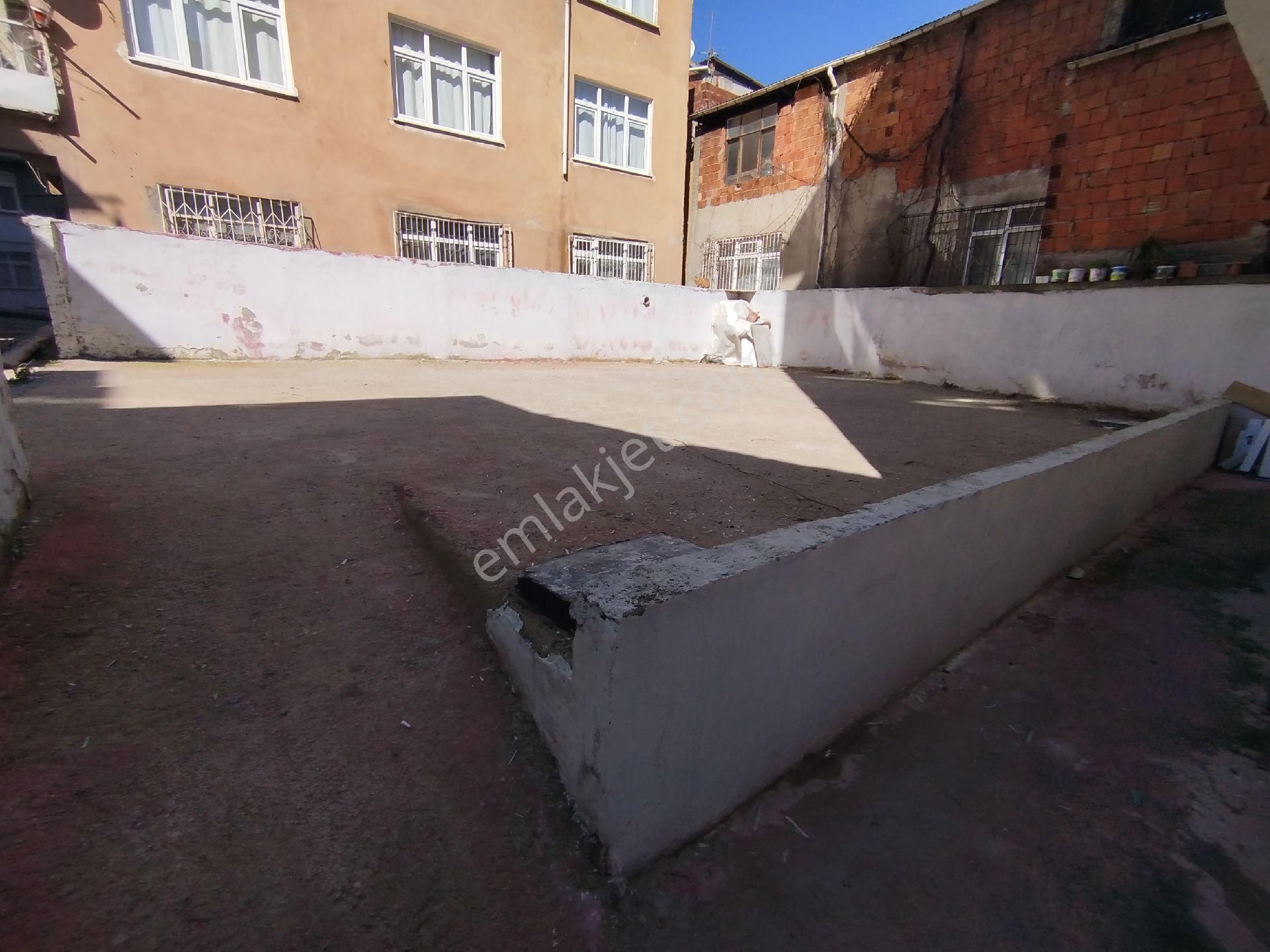 Yeski Emlâk İnşaattan Satılık Merkezi Konumda İçi Full Yapılı Masrafsız - Görsel 37