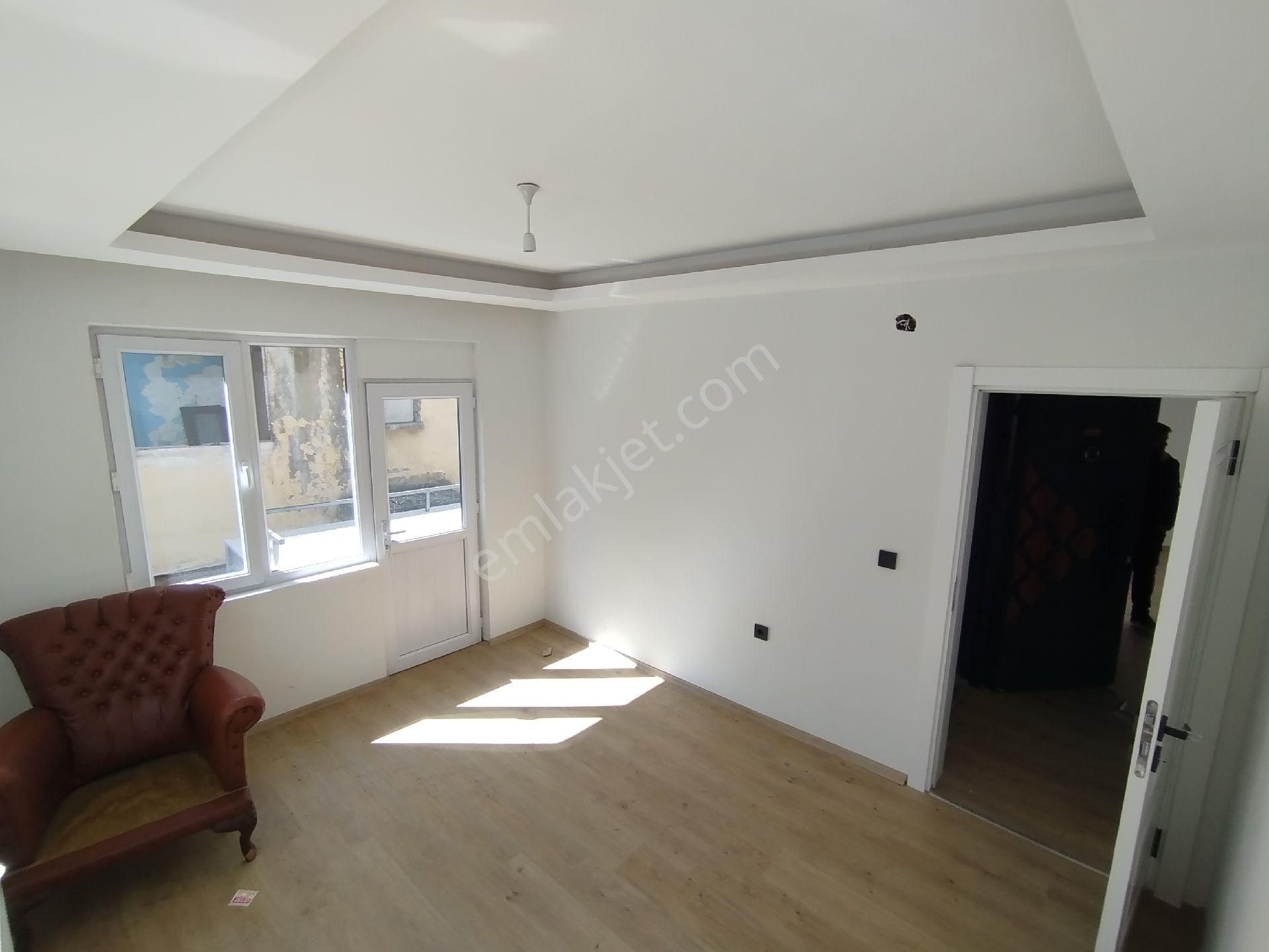 Yeski Emlâk İnşaattan Satılık Merkezi Konumda İçi Full Yapılı Masrafsız - Görsel 25