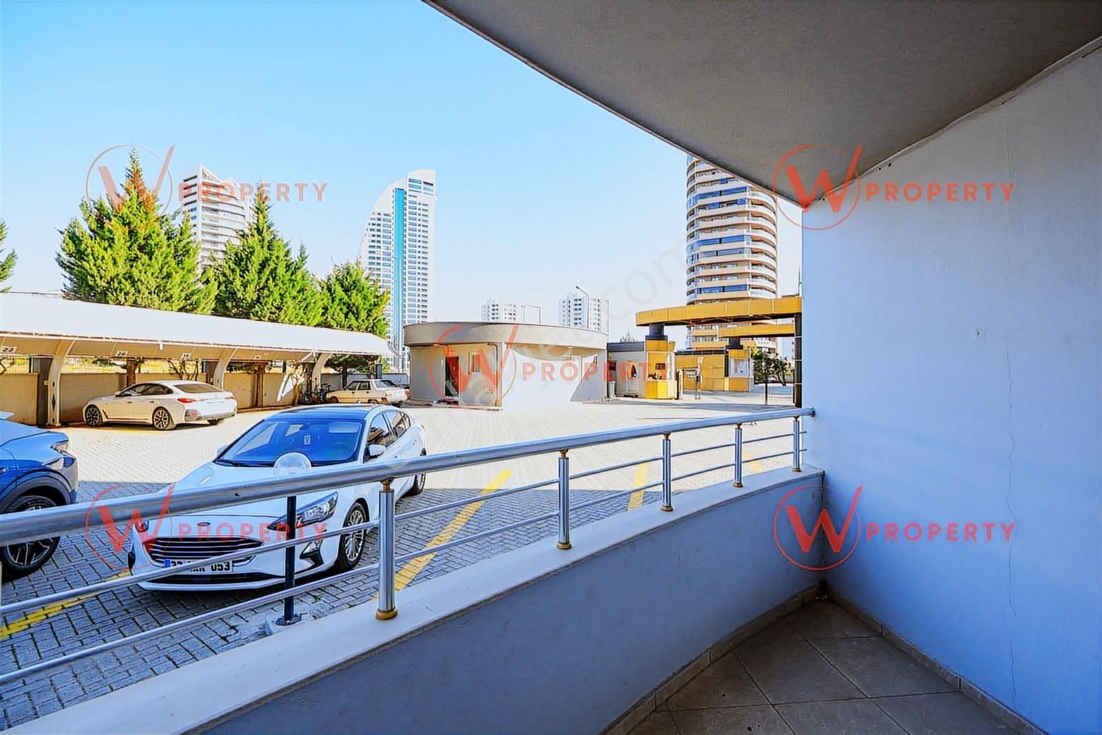 W Property Manhattan Tower 2'de 255 M2 5+1 Bahçe Dubleksi - Görsel 32