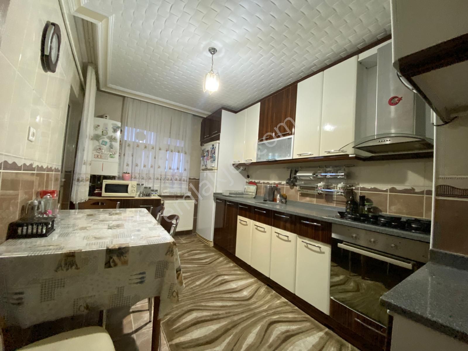 Yılmaz Gayrimenkulden 3+1 Full Yapılı Kacırılmayacak Fırsat Dairesi