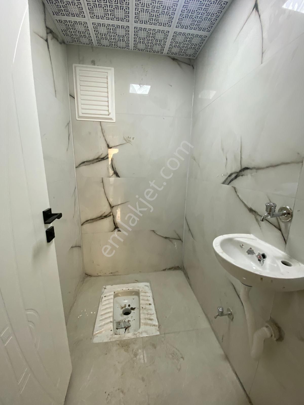 Yılmaz Gayrimenkulden Pınarbaşı Mahallesinde Lüks Yapıda 0 Bina Geniş M2 Fırsat Daire - Görsel 32