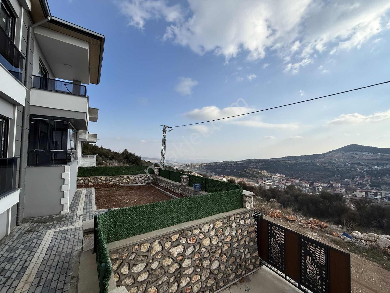 Fiyat Düştü! Soğucak'ta Sıfır Lüx Dublex Villa! 300m2 Emsalsiz ! - Görsel 11