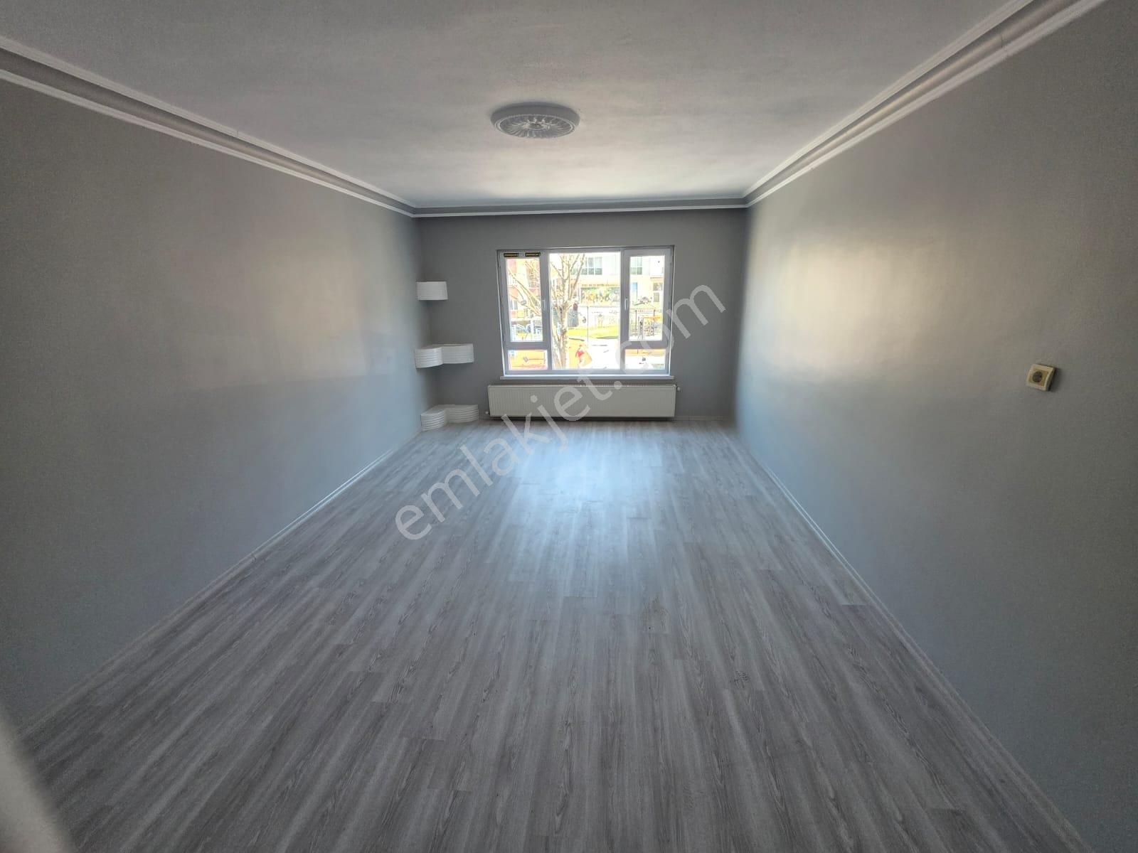 Park Cepheli Ara Kat Güney Doğu Batı Cephe 3+1 Kiralık Daire - Görsel 16