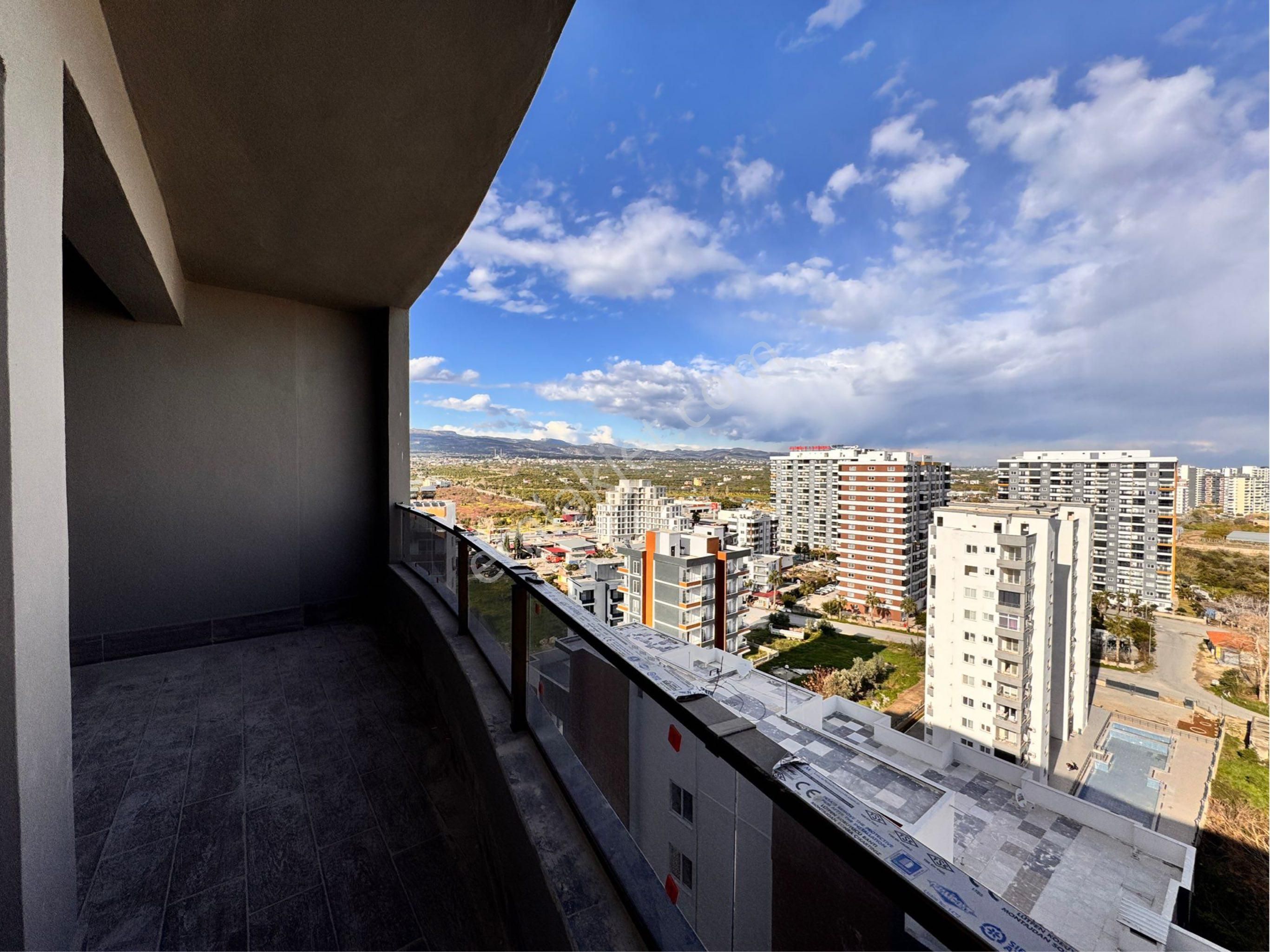 King’den Havuzlu Sıfır Luks 1+1 Daire - Görsel 3