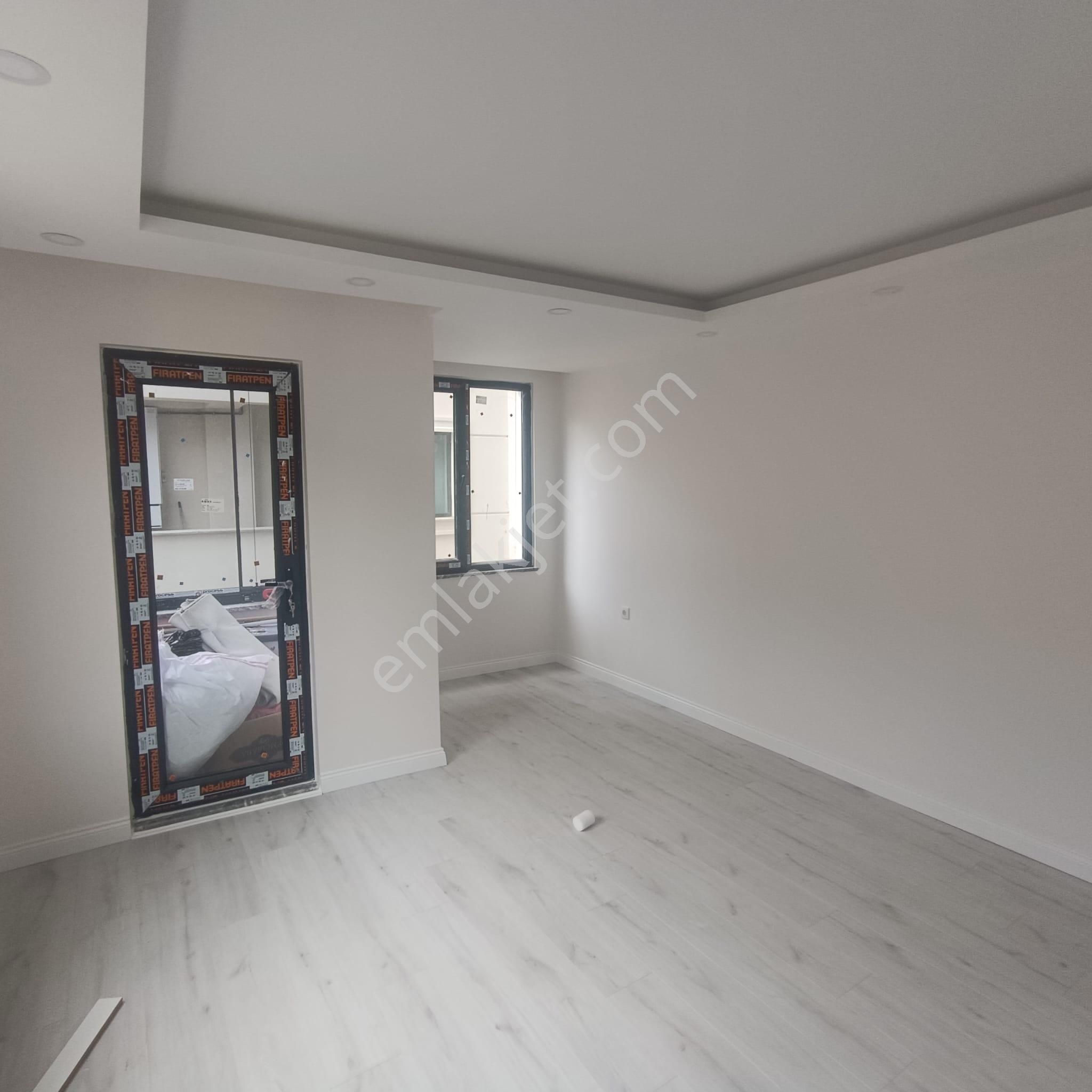 19 Mayıs Caddesi Üzeri – Sıfır Daire – İlk Kiracısını Bekliyor Arka Cephe - Görsel 3