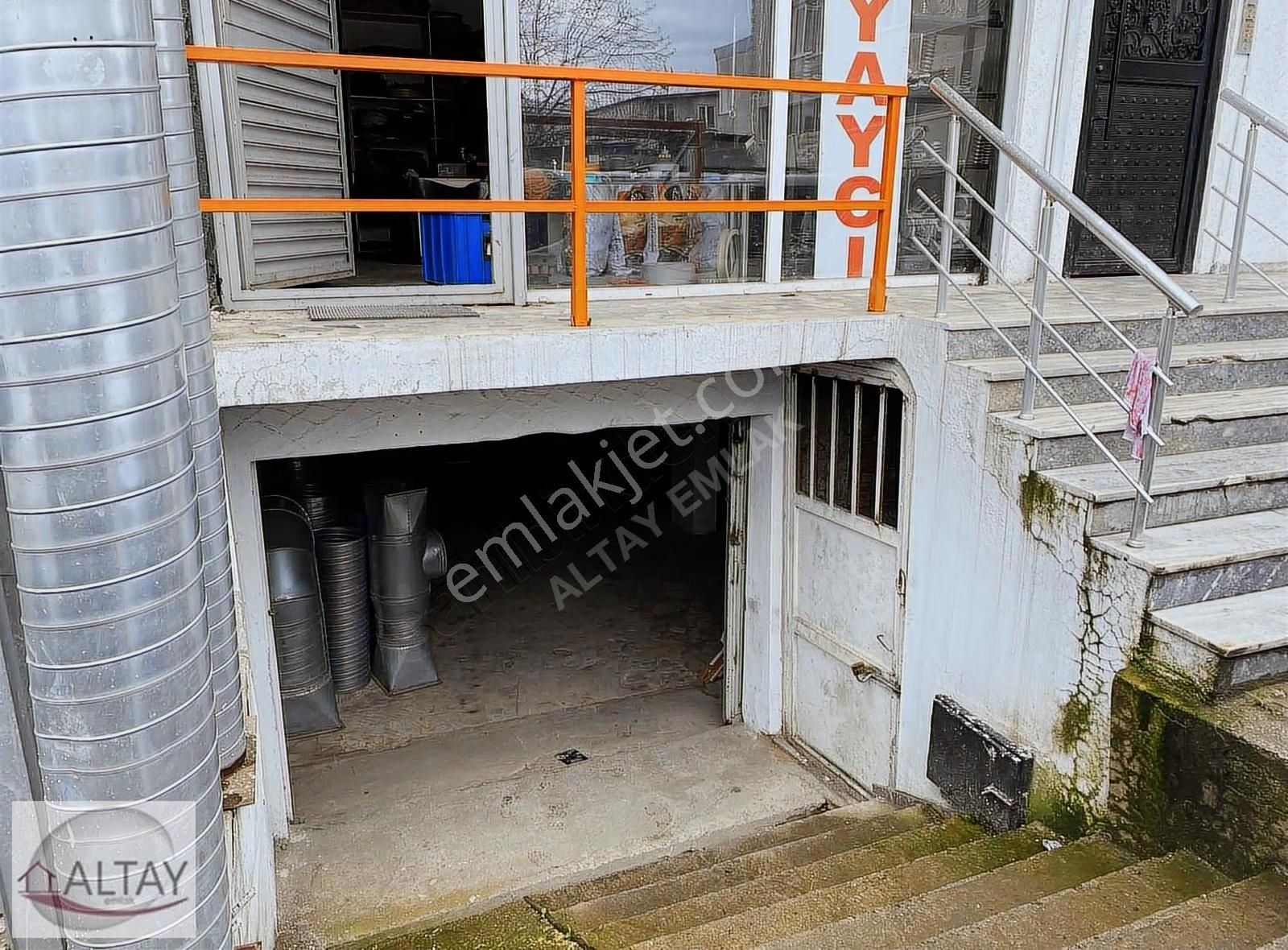 Esenkent'te Des Sanayi Karşısı 200m² Kiralık Dükkan/depo - Görsel 10