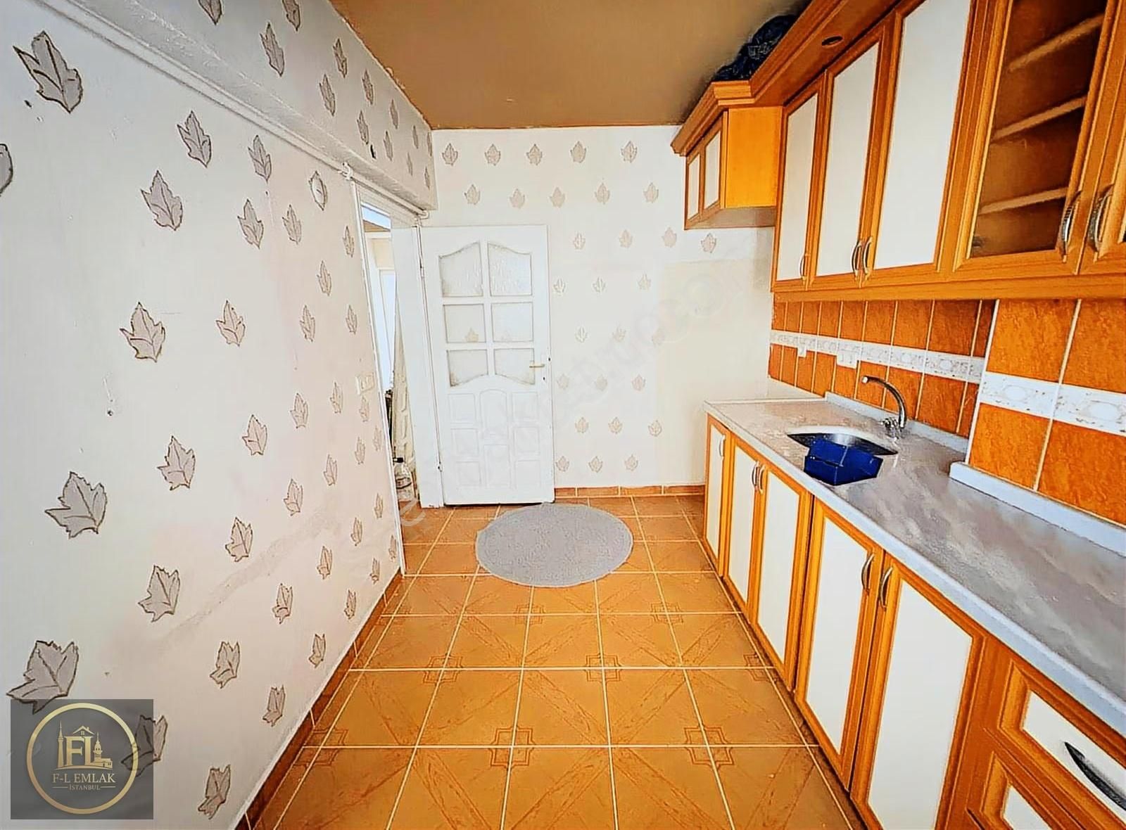 F-l Den Cumhuriyette Metro Yürüme Mesafe ,geniş Ferah 3+1arakat - Görsel 2