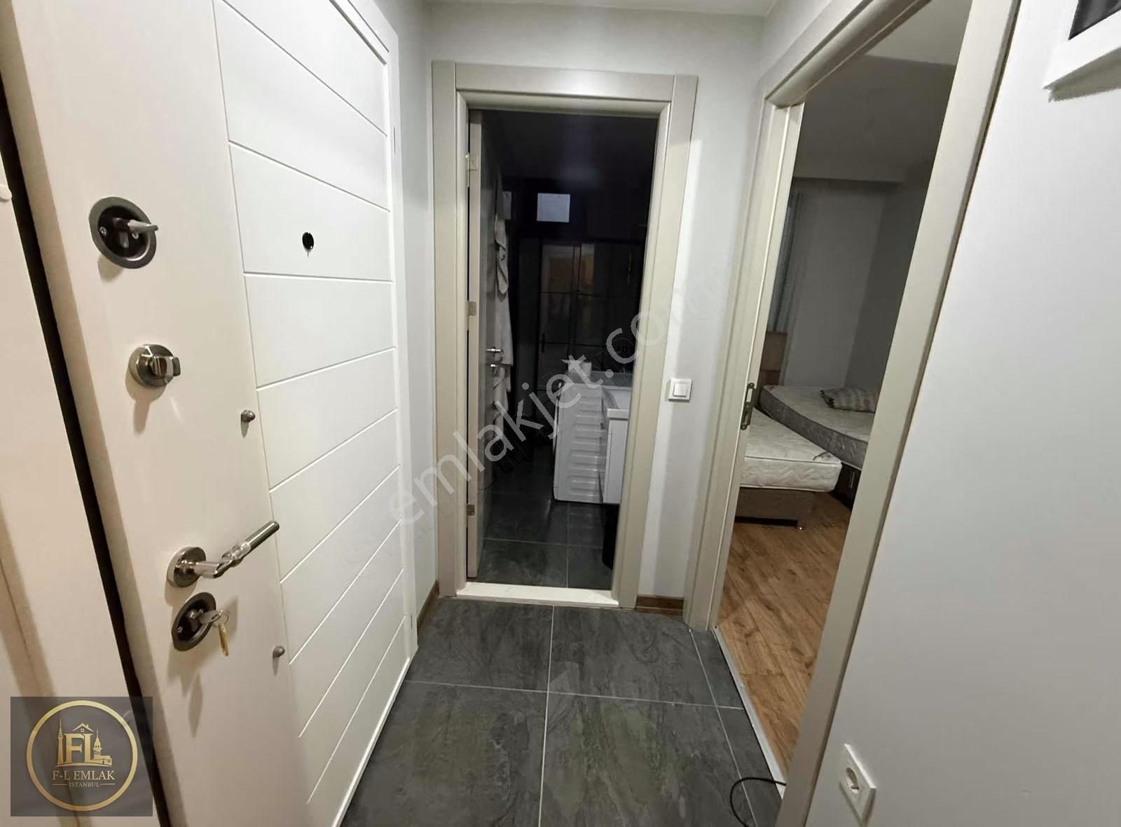 Fl Emlaktan Fikirtepe Metrobüs Yakını 1+1 Full Eşyalı Bahçe Kat - Görsel 25