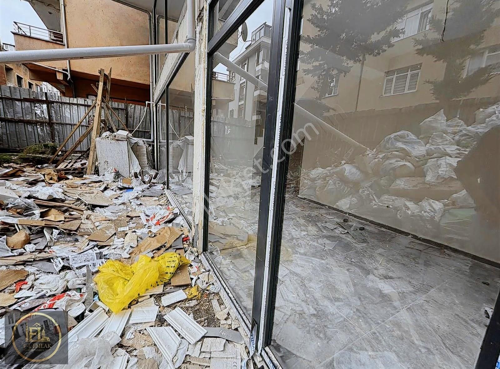 F-l Emlaktan Emaar Avm Libadiye Yakını Caddeüstü Çift Kat Dükkan - Görsel 25