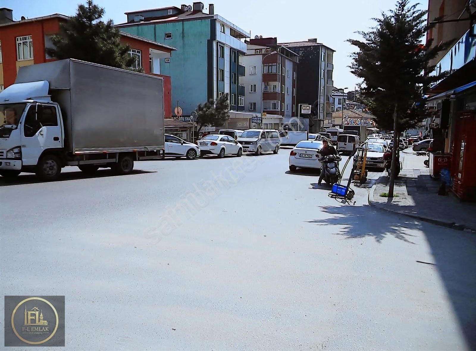 F-l Emlaktan Emaar Avm Libadiye Yakını Caddeüstü Çift Kat Dükkan - Görsel 10
