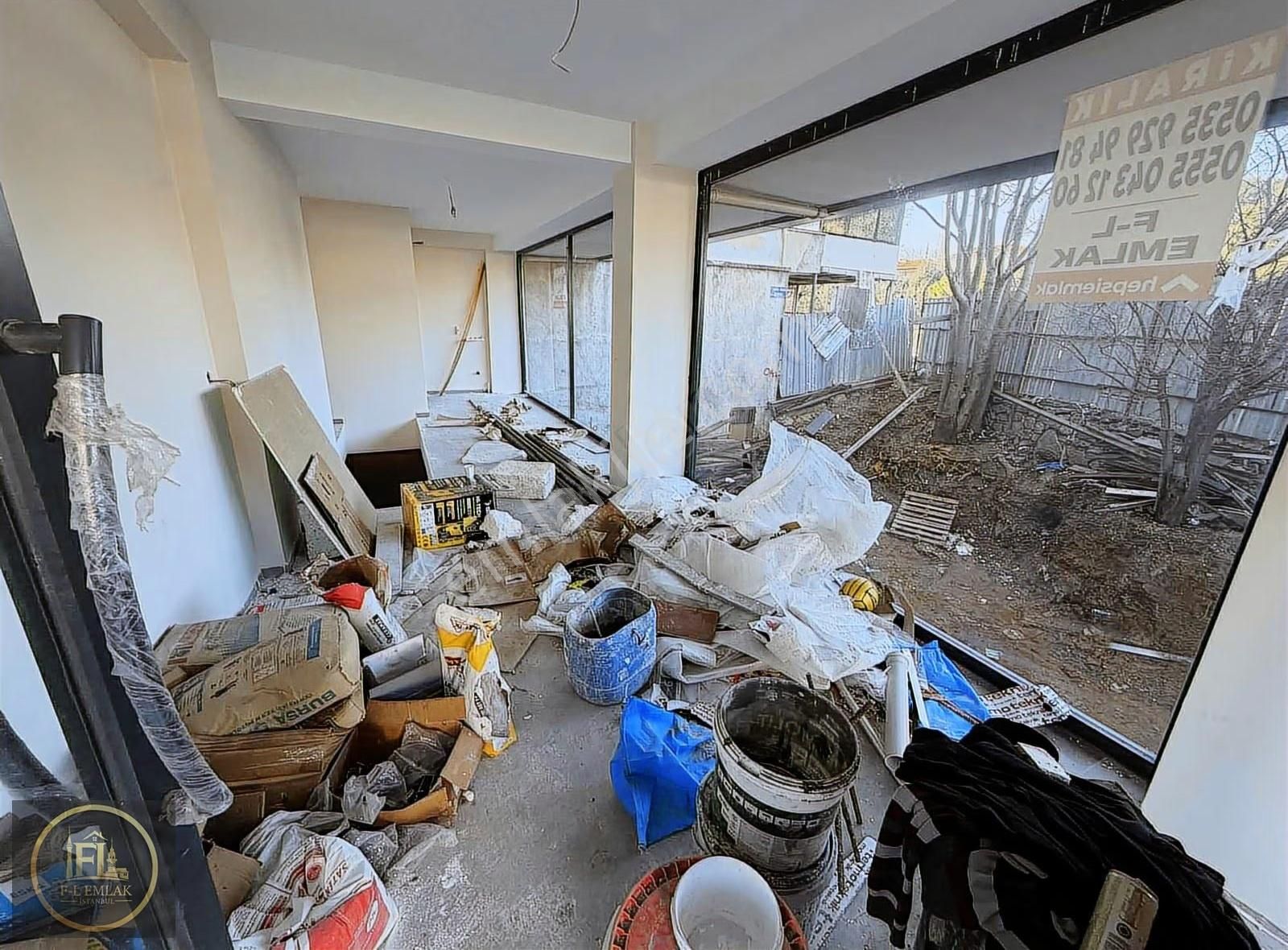 F-l Emlaktan Emaar Avm Libadiye Yakını Caddeüstü Çift Kat Dükkan - Görsel 2