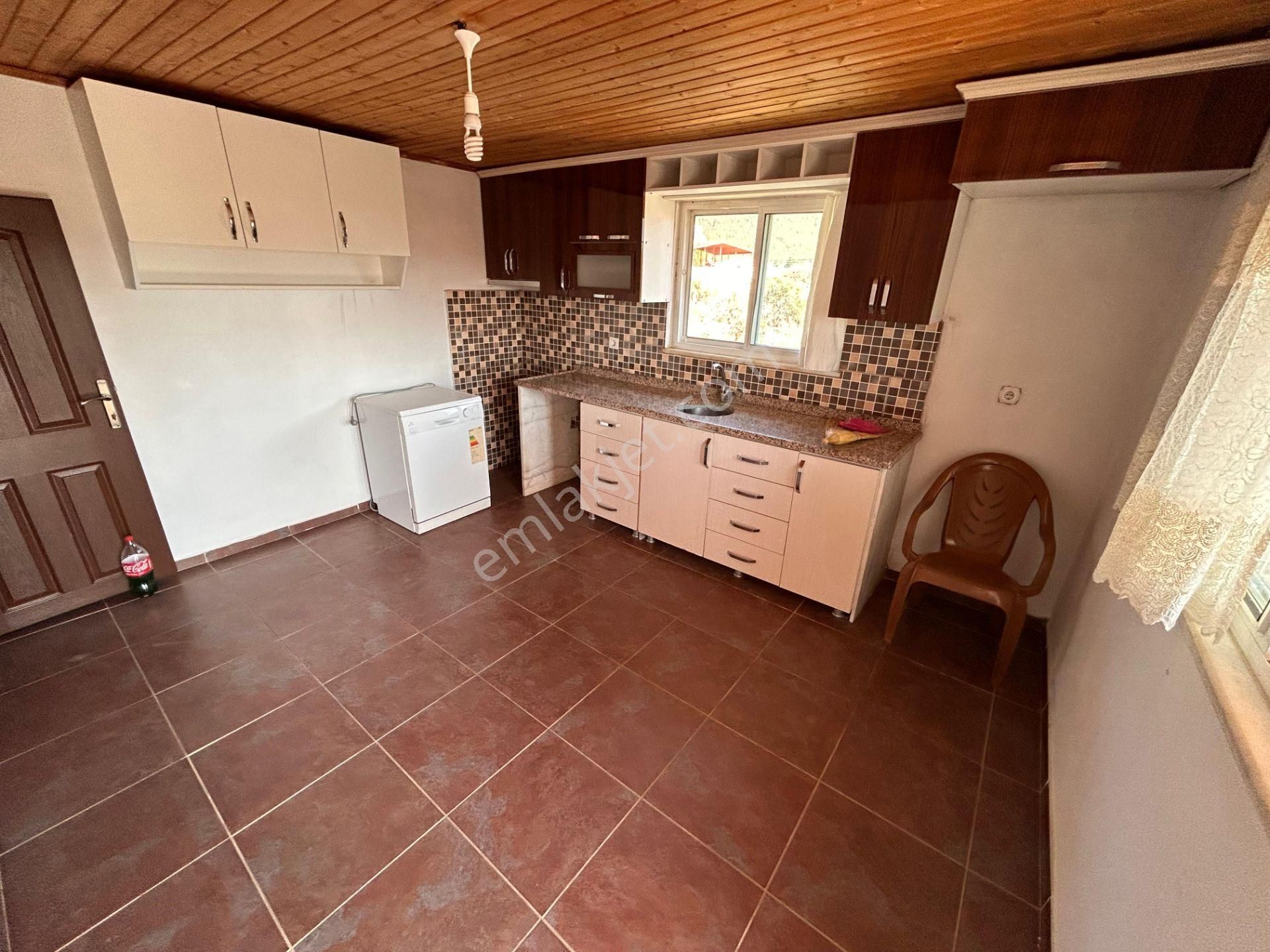 Tuana Emlak'tan Toparlar'da 2+1 Giriş Kat Daire - Görsel 9