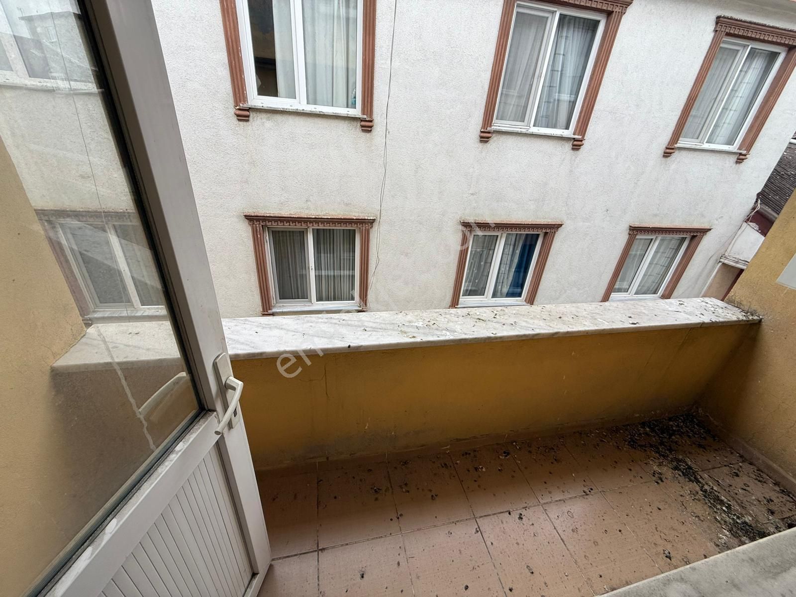 Kiralık Mehmet Akif Ersoy'da 2+1 105 M² 3.kat Metrobüse Yakın !! - Görsel 4