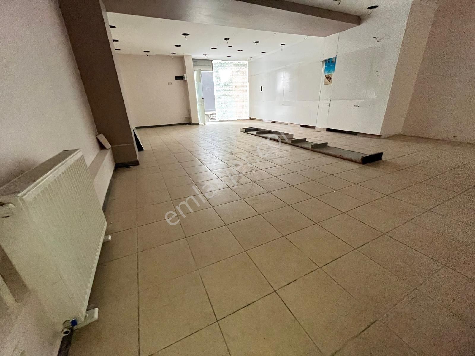 Loft'tan Gültepe Mah Düz Giriş 95m2 Krediye Uygun Köşe Dükkan - Görsel 8
