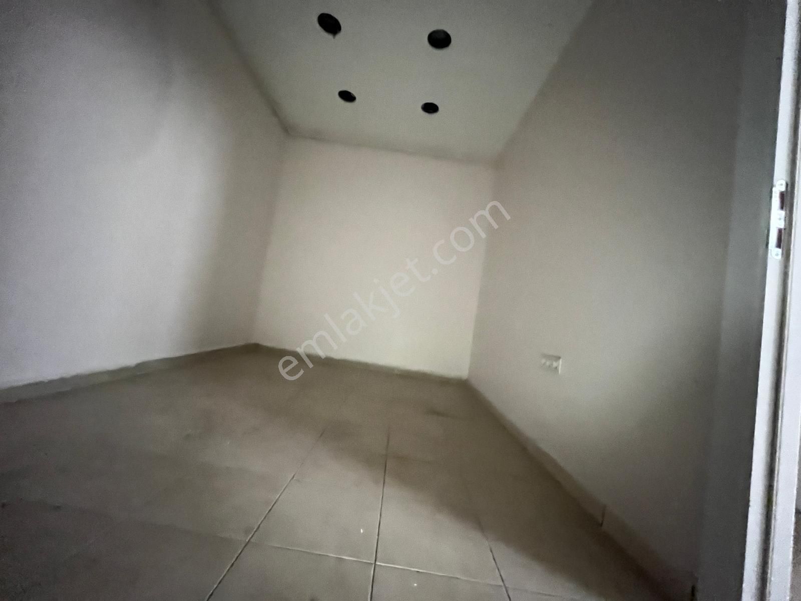 Loft'tan Gültepe Mah Düz Giriş 95m2 Krediye Uygun Köşe Dükkan - Görsel 17