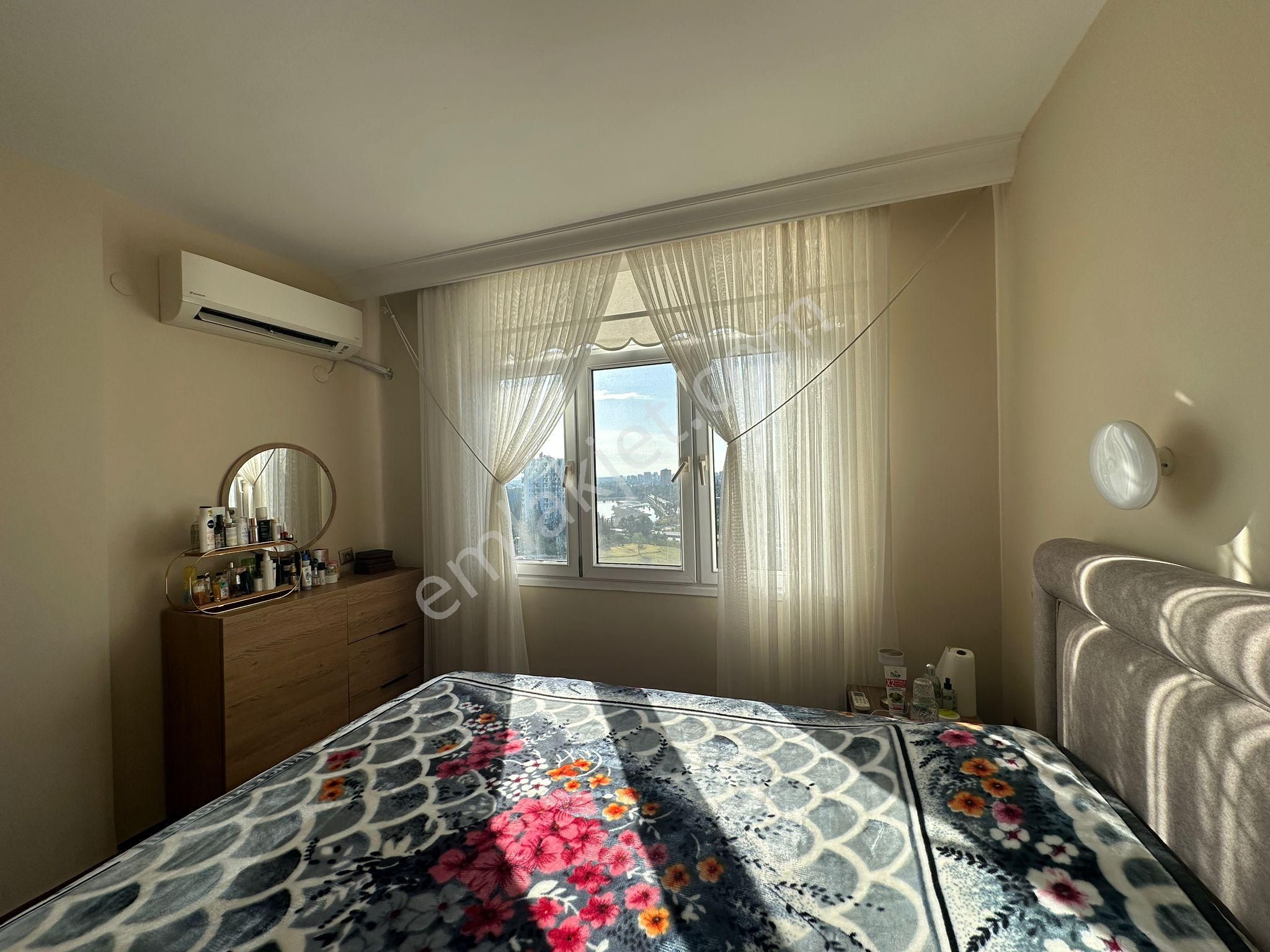 3+1beyazevler Göl Manzaralı Geniş Ferrah Masrafsız 10-9katı İskanlı 170m2 Kat Mülkiyetli Hasarsız - Görsel 23