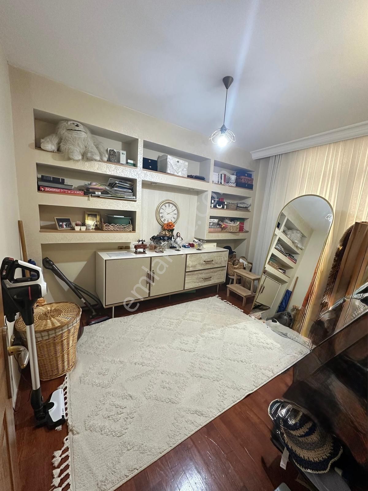 3+1beyazevler Göl Manzaralı Geniş Ferrah Masrafsız 10-9katı İskanlı 170m2 Kat Mülkiyetli Hasarsız - Görsel 8