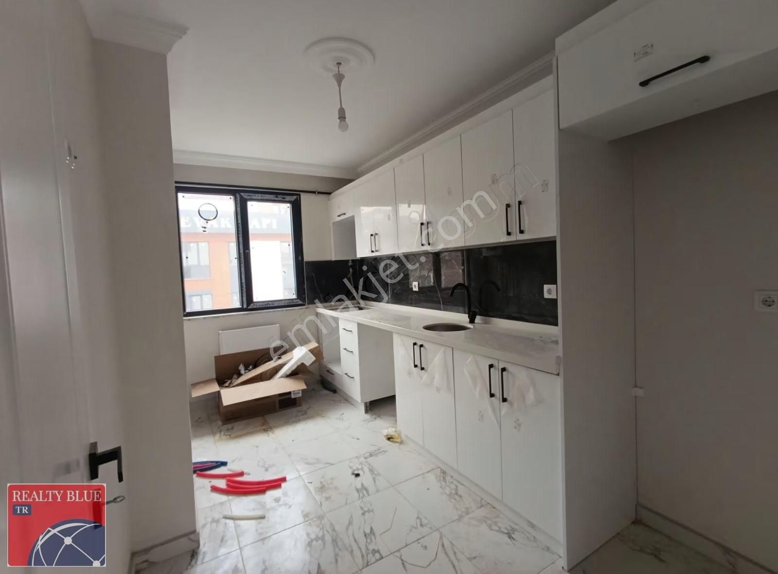 Sultanbeyli Fatih Mahallesi'nde Sıfır 2+1 Kiralık Lüx Daire - Görsel 3