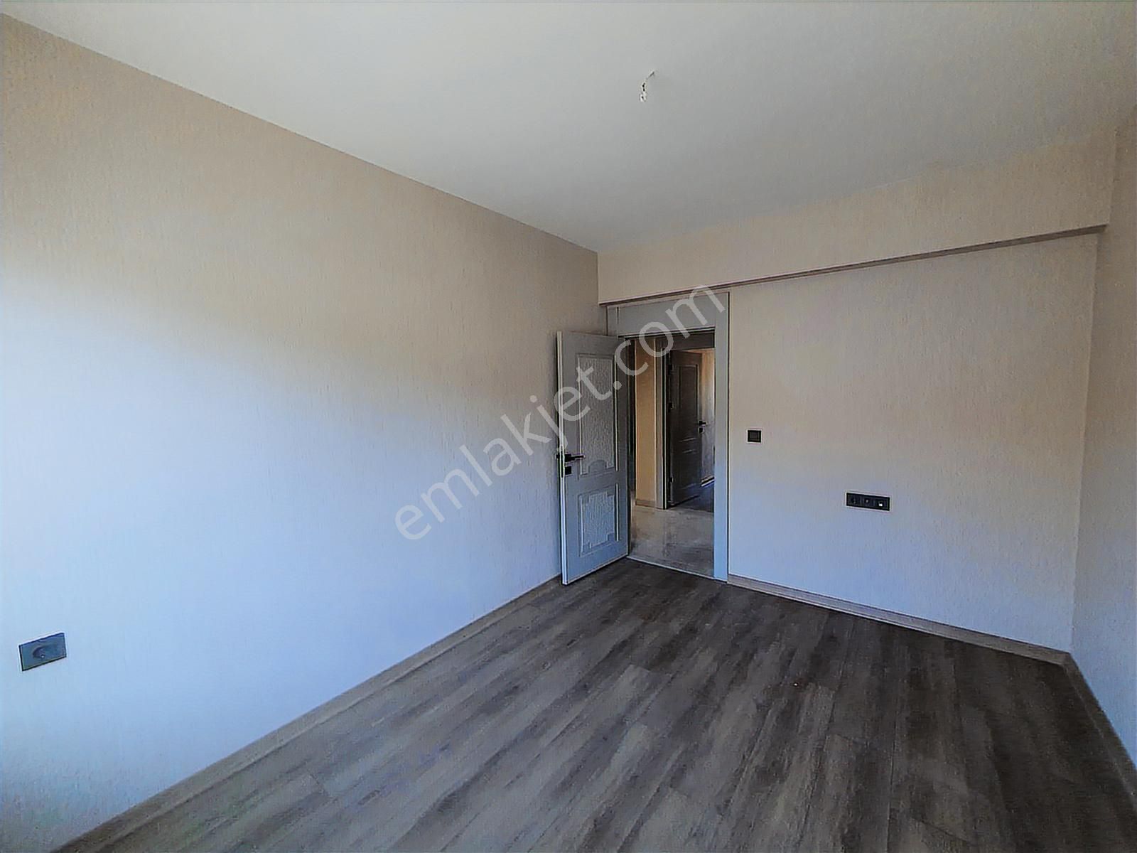 Sincan Merkez'de Sıfır Ön Cephe Giyinme Odalı Çift Banyolu 3+1 - Görsel 25