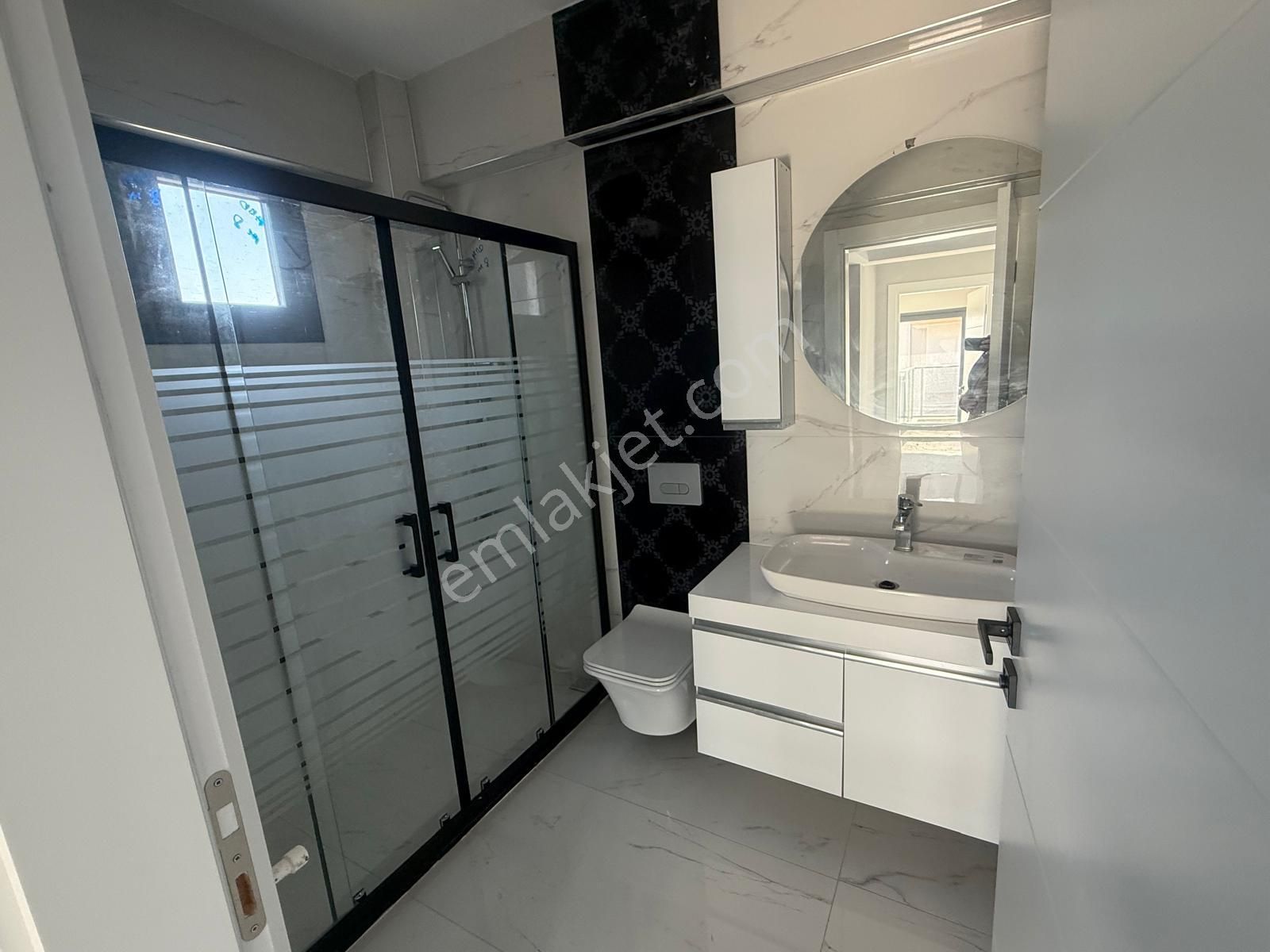 C.b. Route | Dikili'de Satılık Özel Tasarım Sıfır Lüks 6+1 Villa - Görsel 26