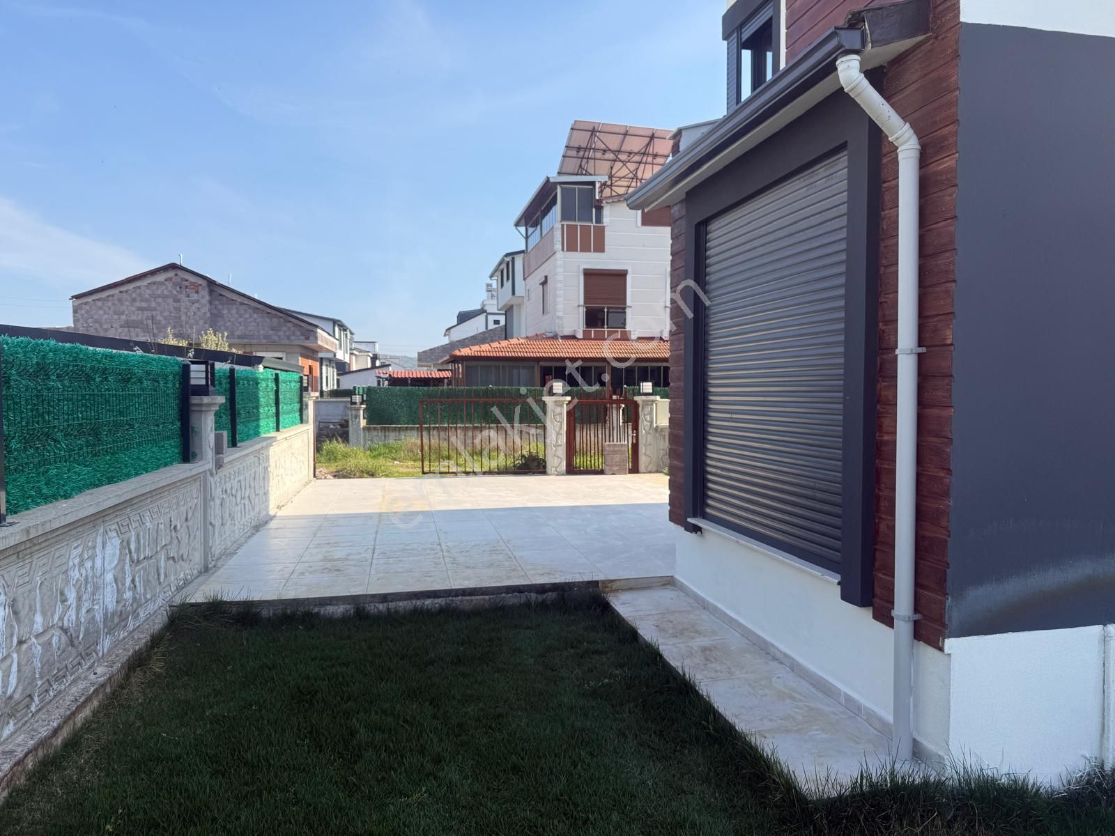 C.b. Route | Dikili'de Satılık Özel Tasarım Sıfır Lüks 6+1 Villa - Görsel 9