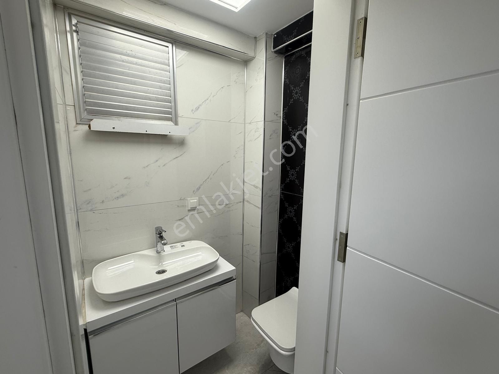 C.b. Route | Dikili'de Satılık Özel Tasarım Sıfır Lüks 6+1 Villa - Görsel 17