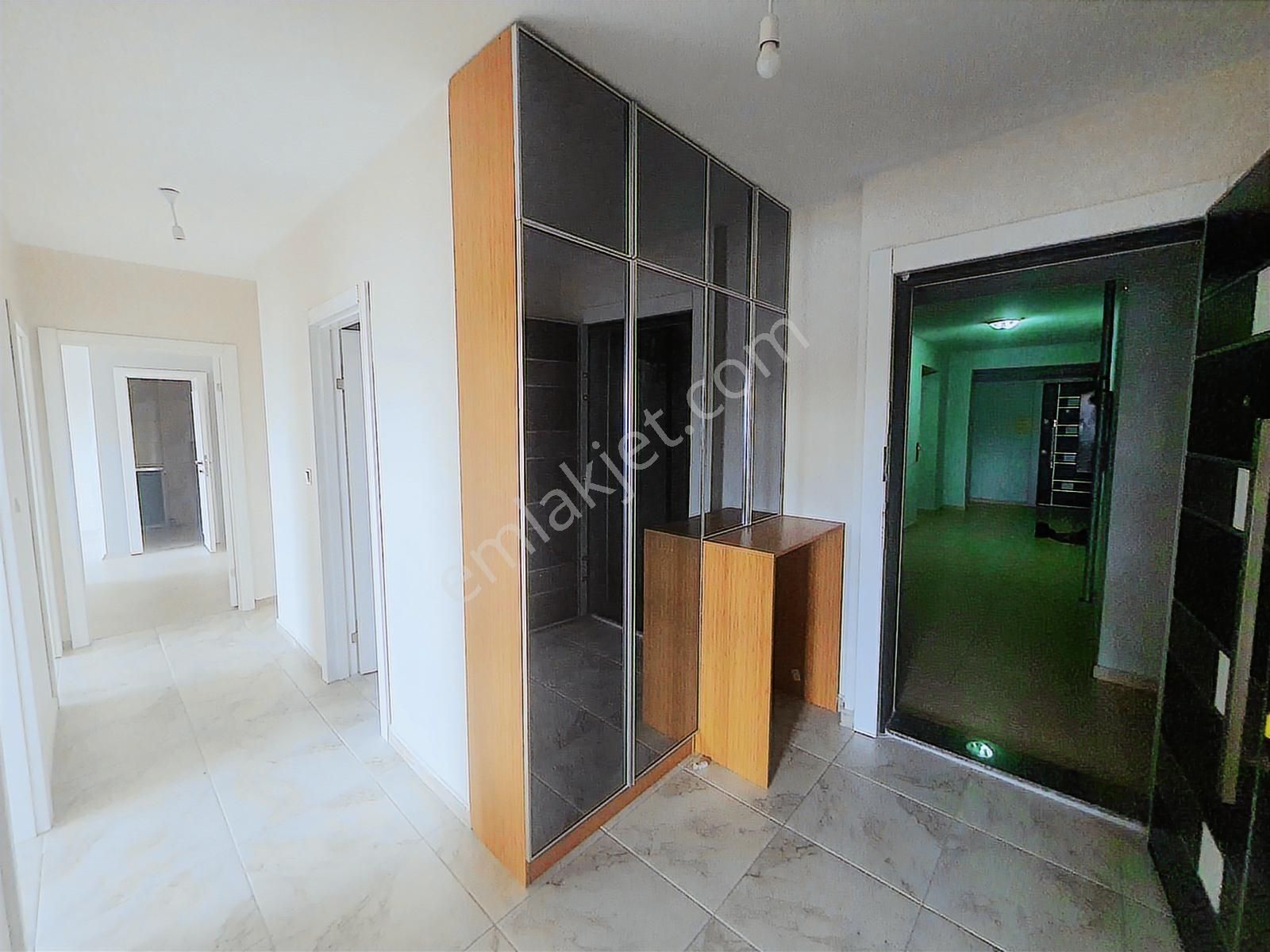 Marka Yeşilova'da Satılık 3+1 Yüksek Kredili Daire - Görsel 3