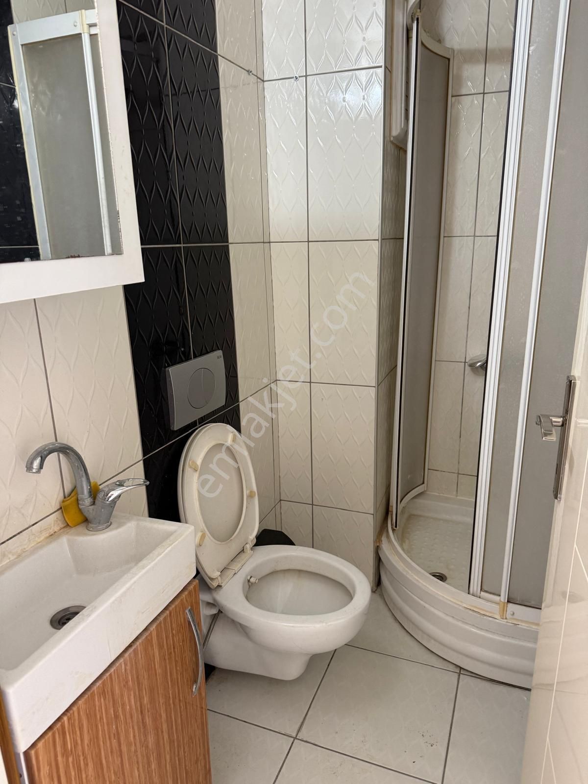 Ender Uysal Gayrimenkulden Sevil Kaynak Okuluna Cephe 2 Ayrı Girişli Eşyalı Dublex Daire. - Görsel 10