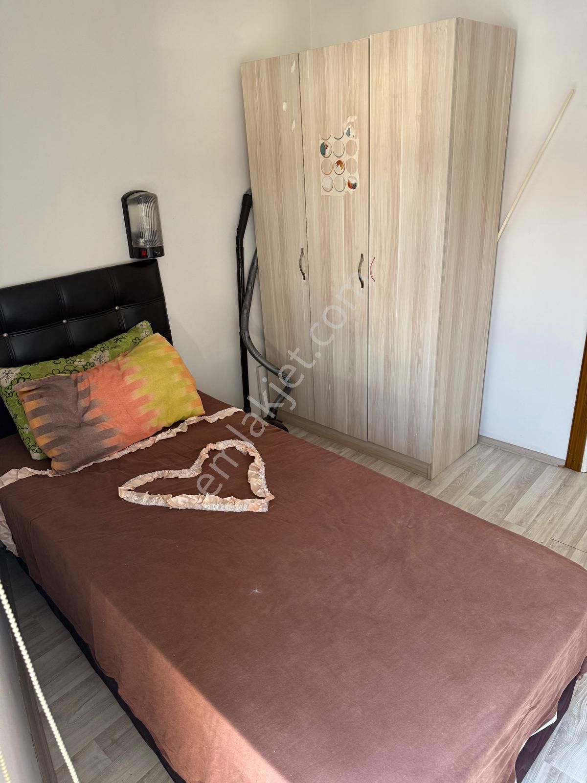 Ender Uysal Gayrimenkulden Sevil Kaynak Okuluna Cephe 2 Ayrı Girişli Eşyalı Dublex Daire. - Görsel 21