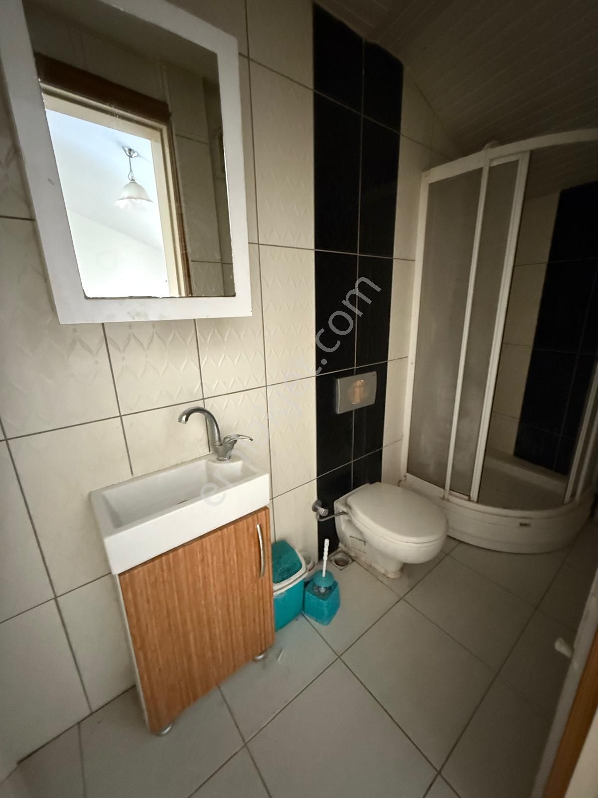 Ender Uysal Gayrimenkulden Sevil Kaynak Okuluna Cephe 2 Ayrı Girişli Eşyalı Dublex Daire. - Görsel 24