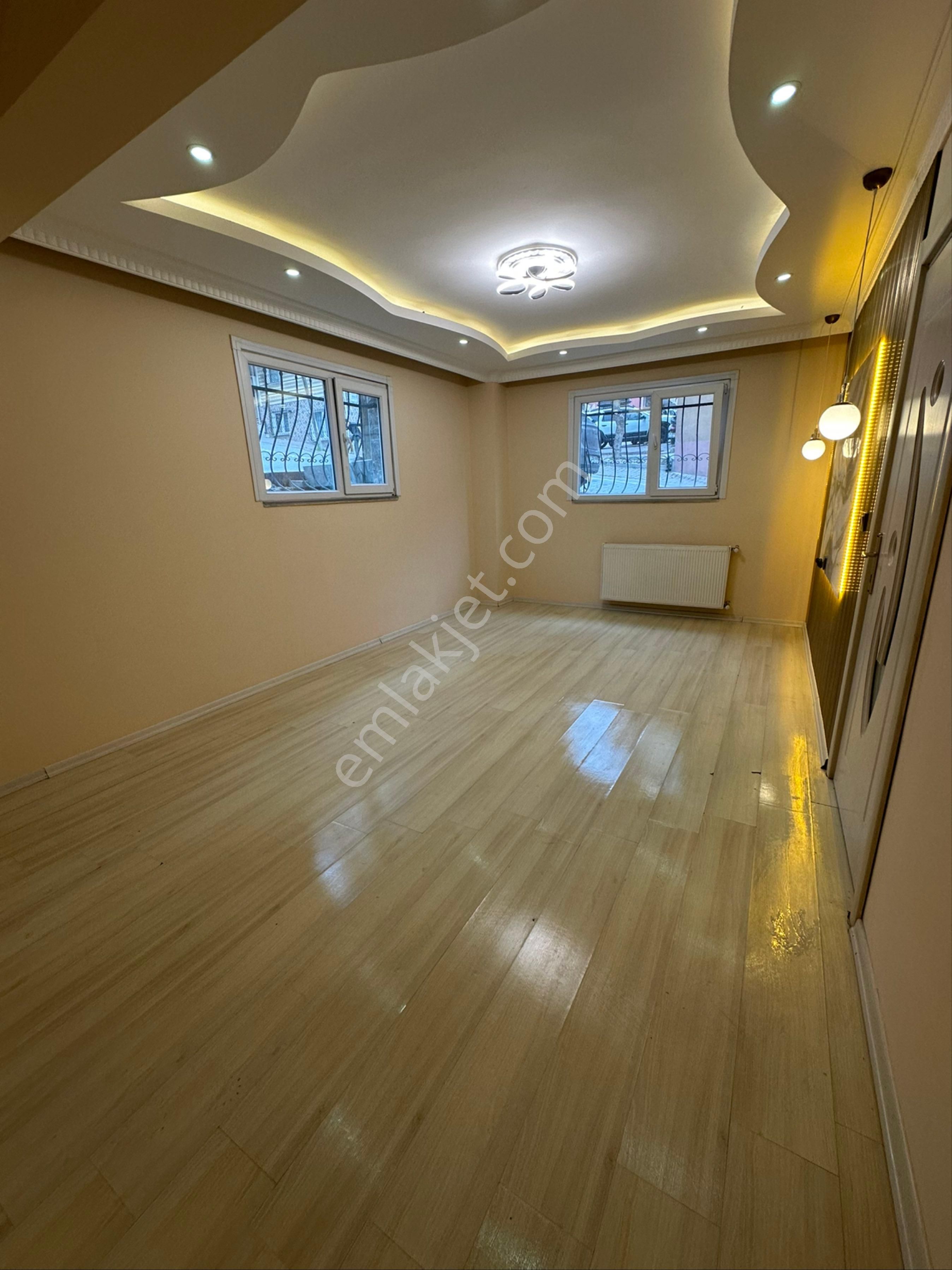 Yüksek Giriş Ayarında Hastanenin Dibinde Süper Daire - Görsel 2