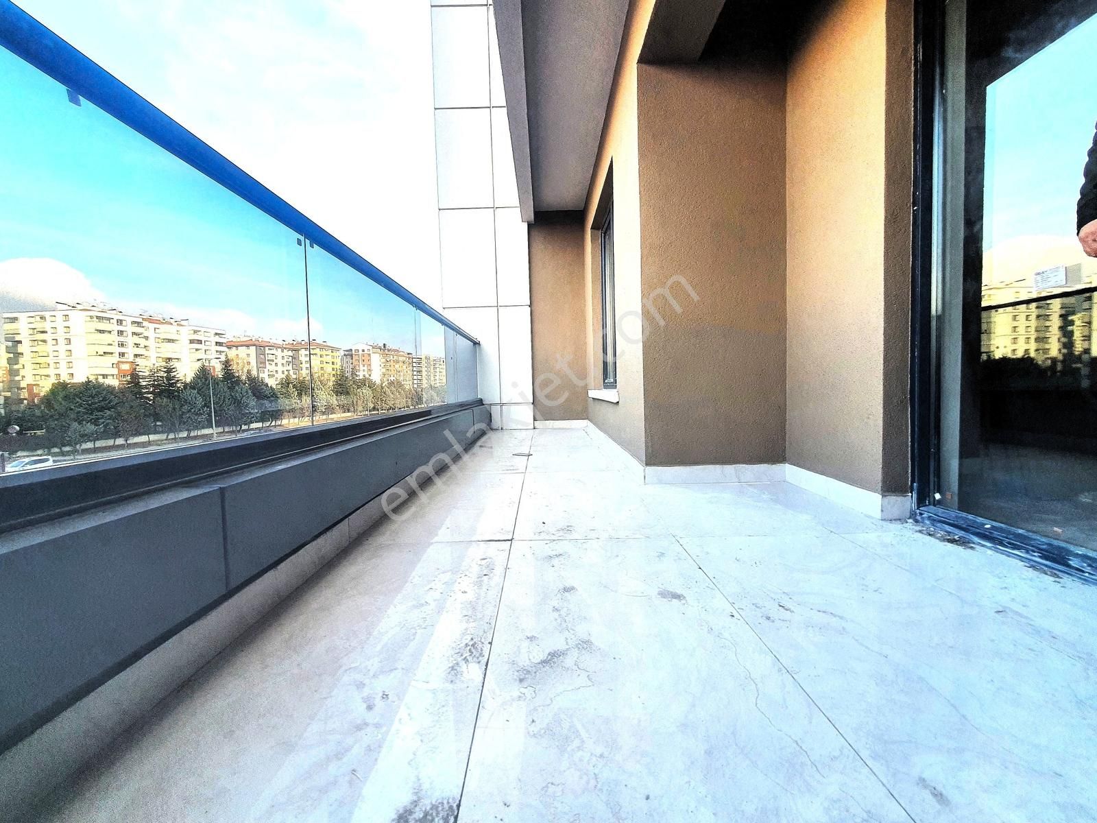 Marka/yeşilova Ayaş Yolu Üzeri Ebeveyn Banyolu 2+1 Daire Ve Ofis - Görsel 25