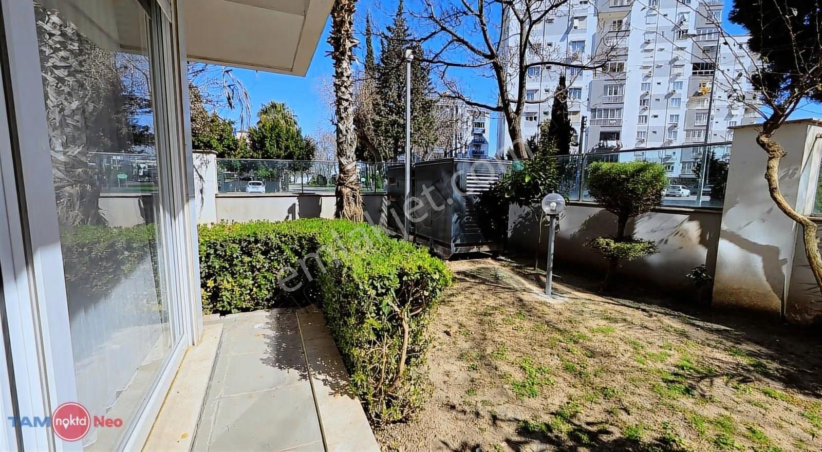 Güzeloba'da Kapalı Otoparklı, Havuzlu, Güvenlikli 1+1 Kiralık - Görsel 9