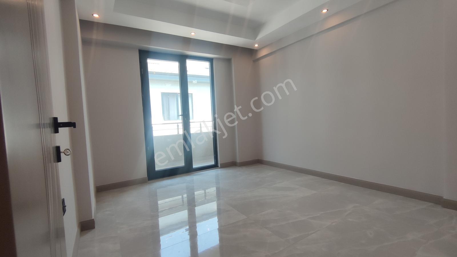 Neva'dan Çiftlikköy Çiftlik Mahallesi 2+1 Kiralık Daire - Görsel 23