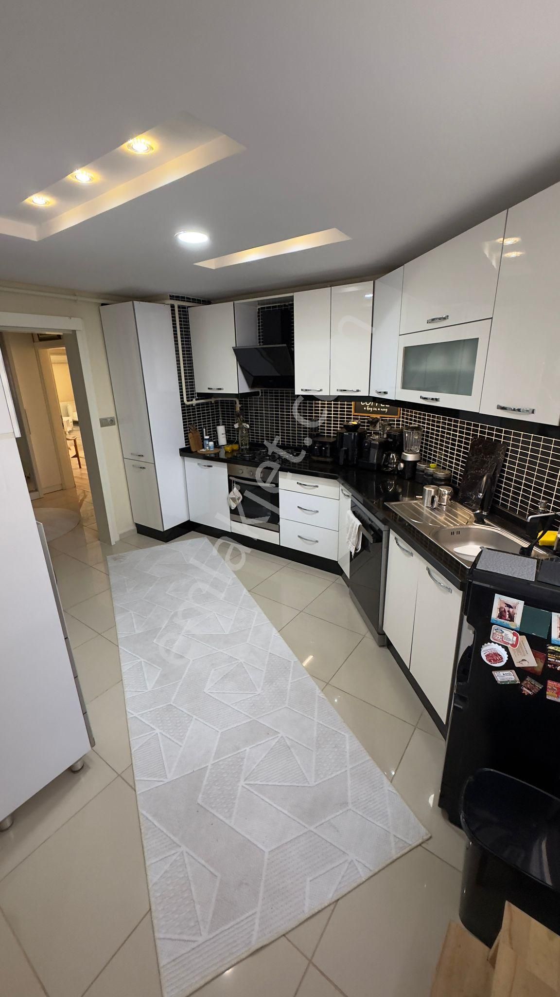 3+1barajyolu 15-14katı Blv Üzeri 11-15yaş Hasarsız 2banyo 210m2 Dgaz Kap.mutfak A.k Otopark Full+ful - Görsel 9