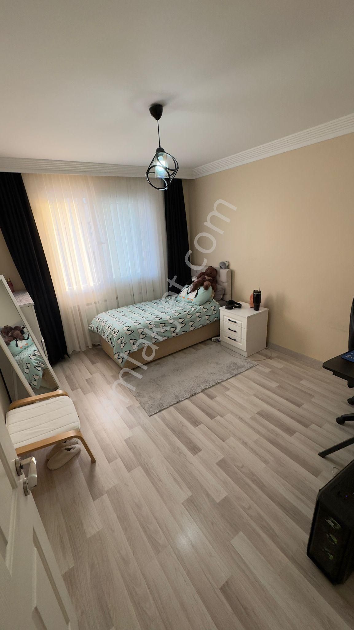 3+1barajyolu 15-14katı Blv Üzeri 11-15yaş Hasarsız 2banyo 210m2 Dgaz Kap.mutfak A.k Otopark Full+ful - Görsel 23