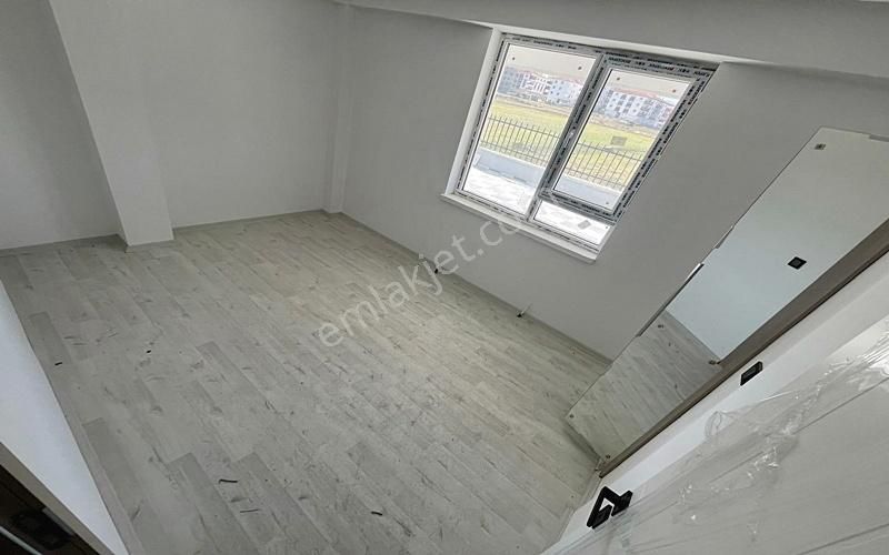 Yenikent Emlak'tan Cadde Üzerinde Uygun Fiyatlı 2+1 Daire - Görsel 30