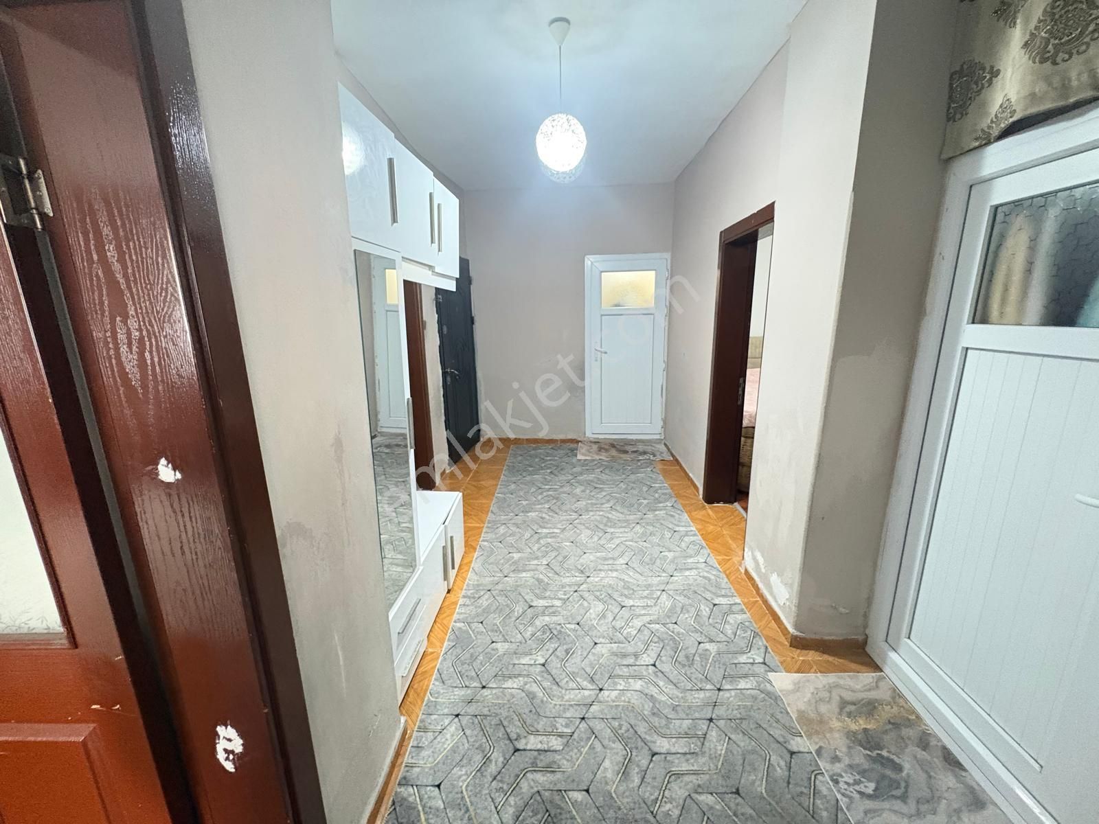 Prestij'den Osmaniye'de Müstakil Tadın'da Geniş Oturumlu 3+1 - Görsel 13