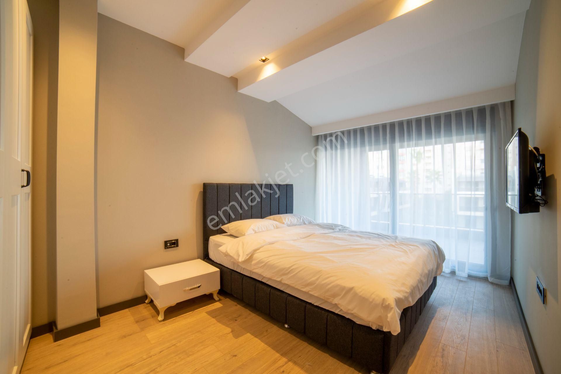 Antalya Lara Güzeloba Da Eşyalı Kiralık 3+1 Dubleks Lüks Daire - Görsel 5