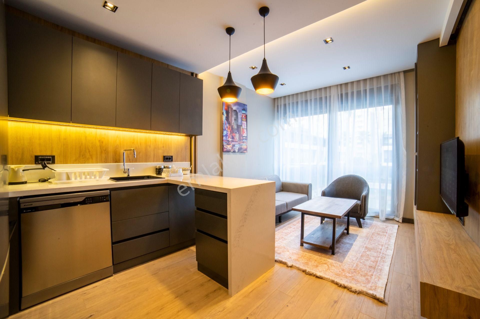 Antalya Lara Güzeloba Da Eşyalı Kiralık 3+1 Dubleks Lüks Daire - Görsel 3