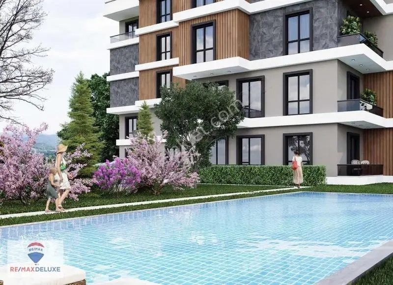 Kuruçeşme Hatipköy Mah. Site İçinde Satılık 3+1 Bahçe Dubleks